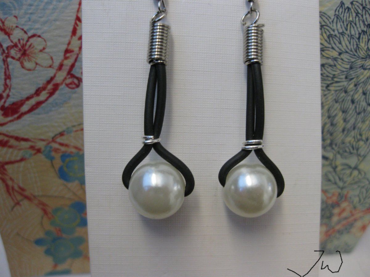 Handmade Pearl bead Stainless Steel Earrings Size ONE SIZE - 4 Thumbnail