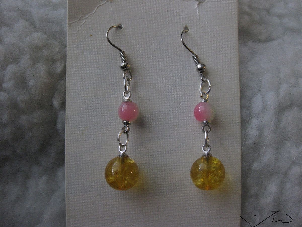 Handmade Amber Bead Stainless Steel Earrings with apple Crystal bead Size ONE SIZE - 1 Thumbnail