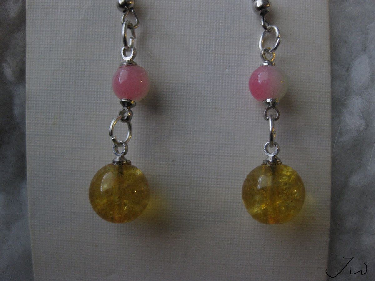 Handmade Amber Bead Stainless Steel Earrings with apple Crystal bead Size ONE SIZE - 3 Thumbnail