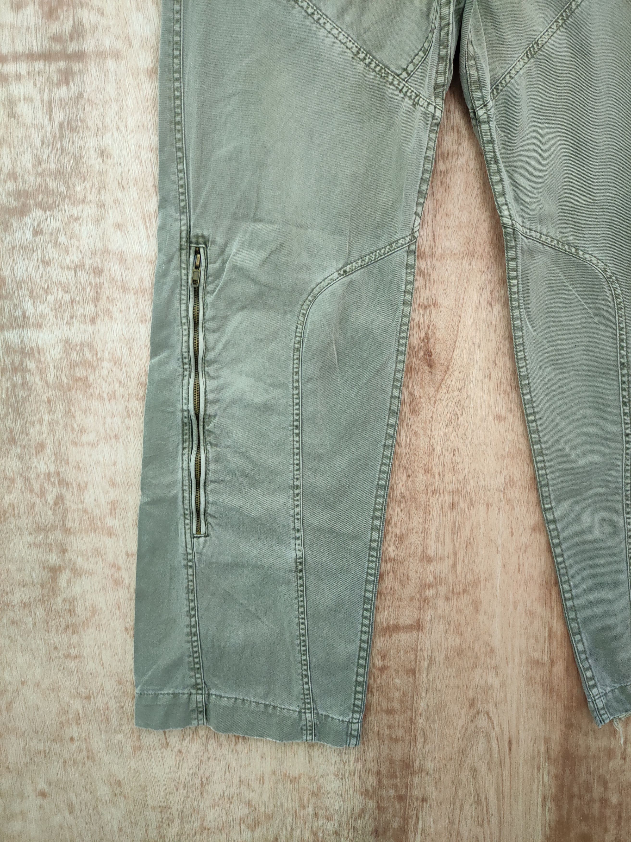 French Connection DLL French Connection multipocket cargo pants #46-133DLL Size US 30 / EU 46 - 3 Thumbnail