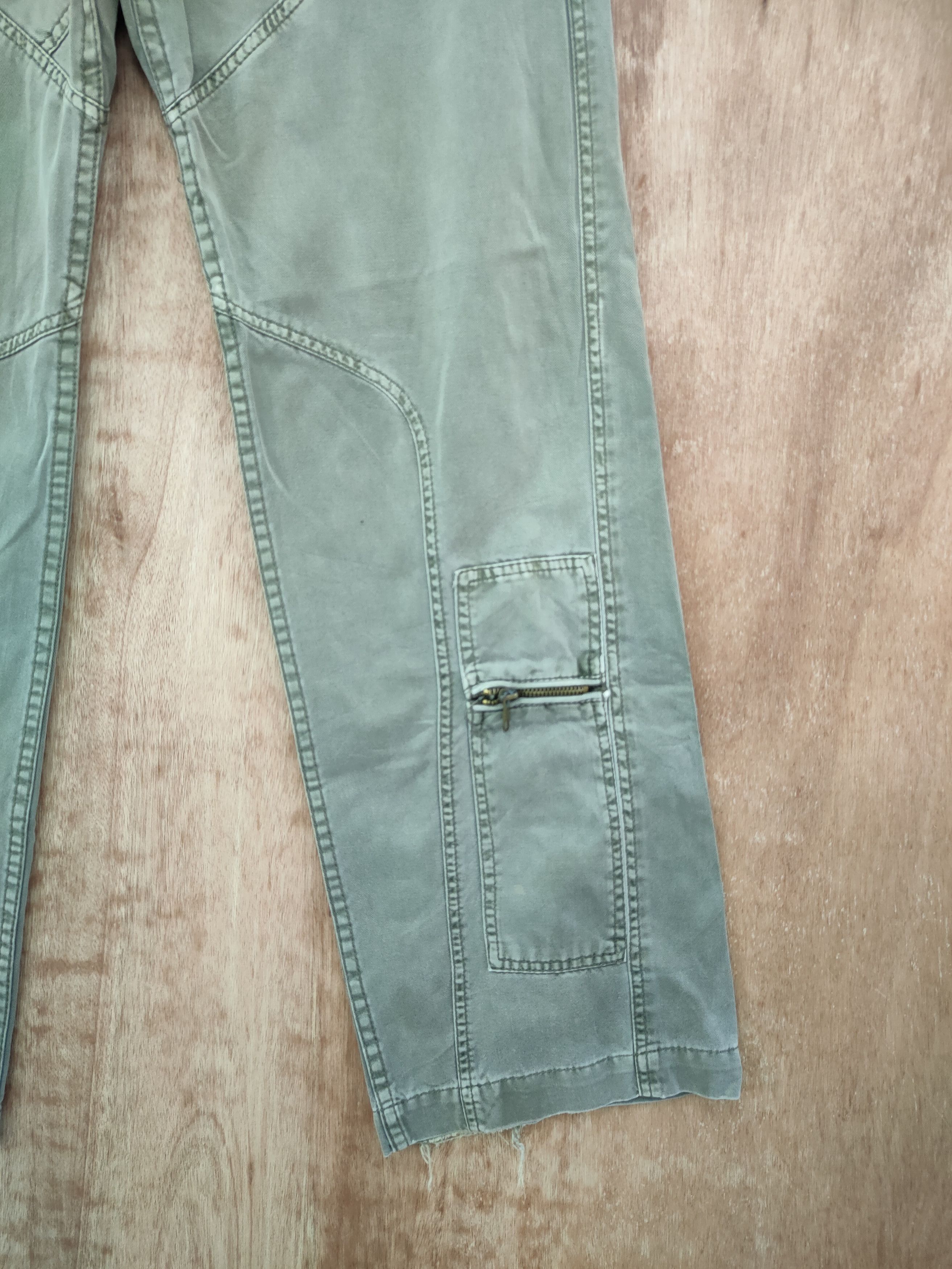 French Connection DLL French Connection multipocket cargo pants #46-133DLL Size US 30 / EU 46 - 2 Thumbnail