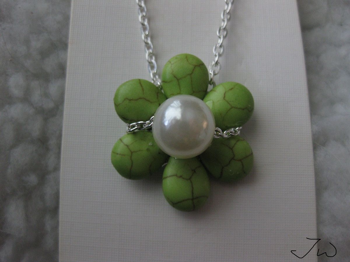 Handmade × Jewelry Green Turquoise Flower Necklace with Pearl Bead Size ONE SIZE - 4 Thumbnail