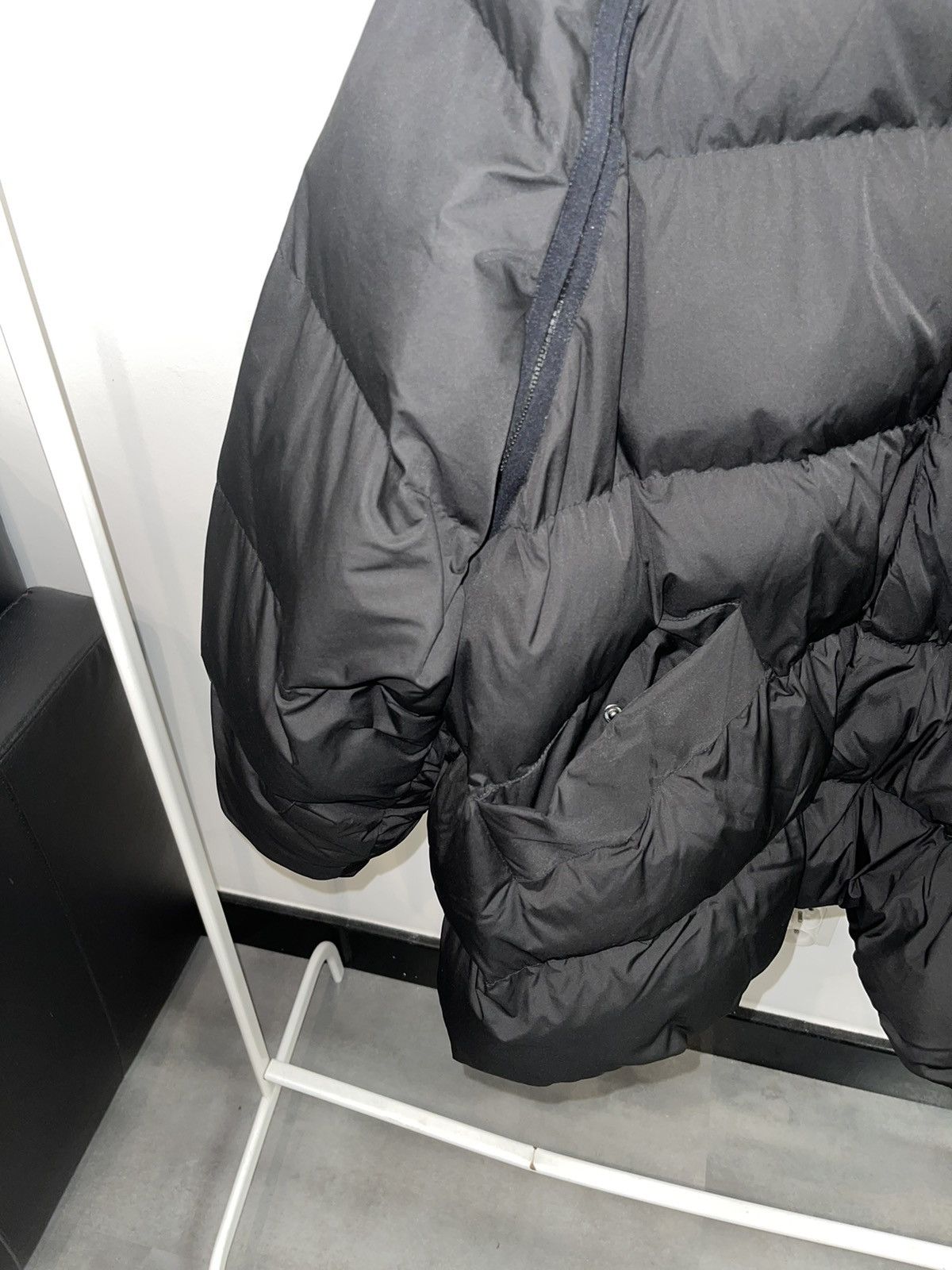 Henrik Vibskov DSWT! Henrik Vibskov Artwork Zipped Puffer Jacket Size US M / EU 48-50 / 2 - 12 Thumbnail