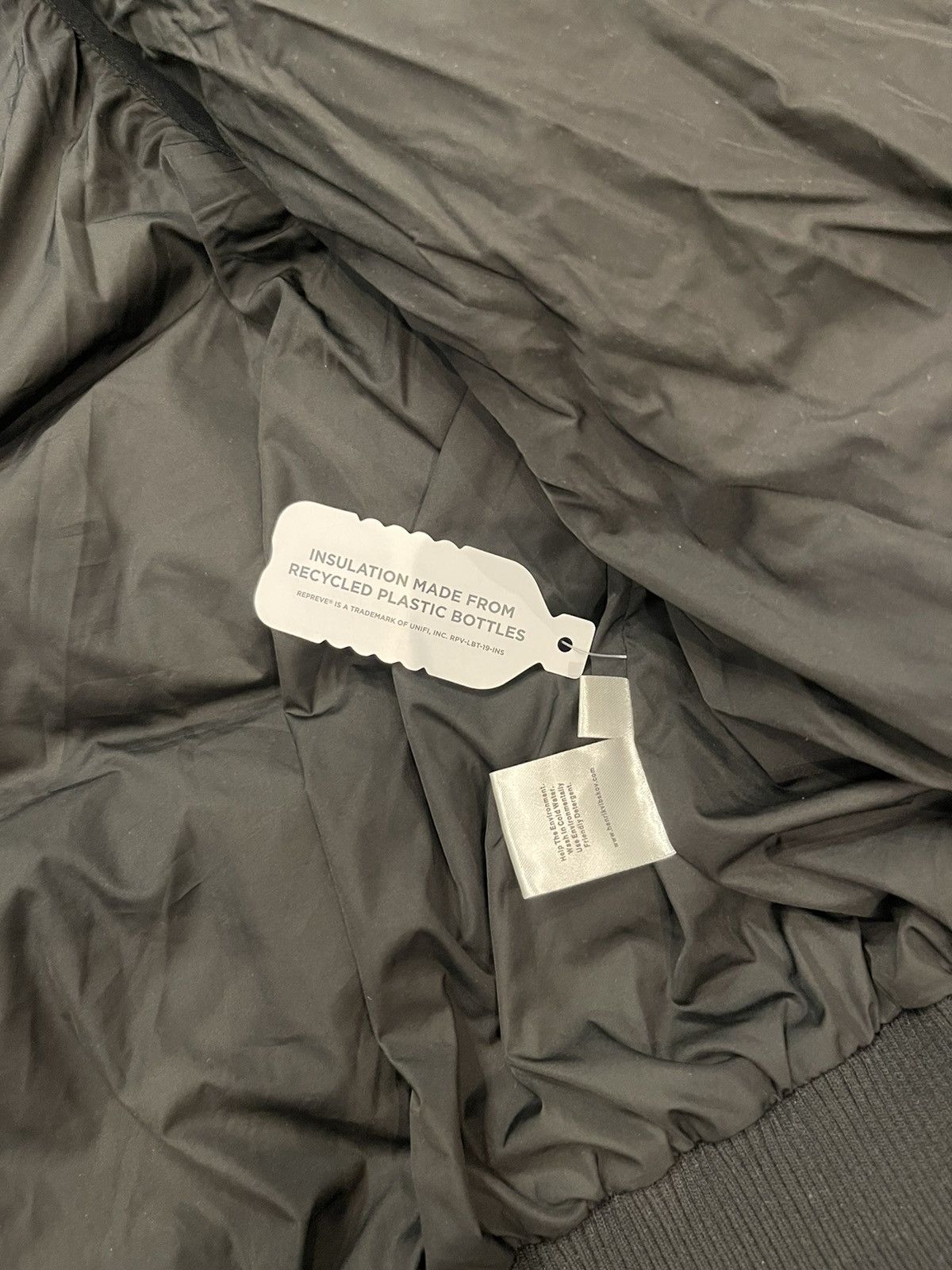 Henrik Vibskov DSWT! Henrik Vibskov Artwork Zipped Puffer Jacket Size US M / EU 48-50 / 2 - 25 Thumbnail