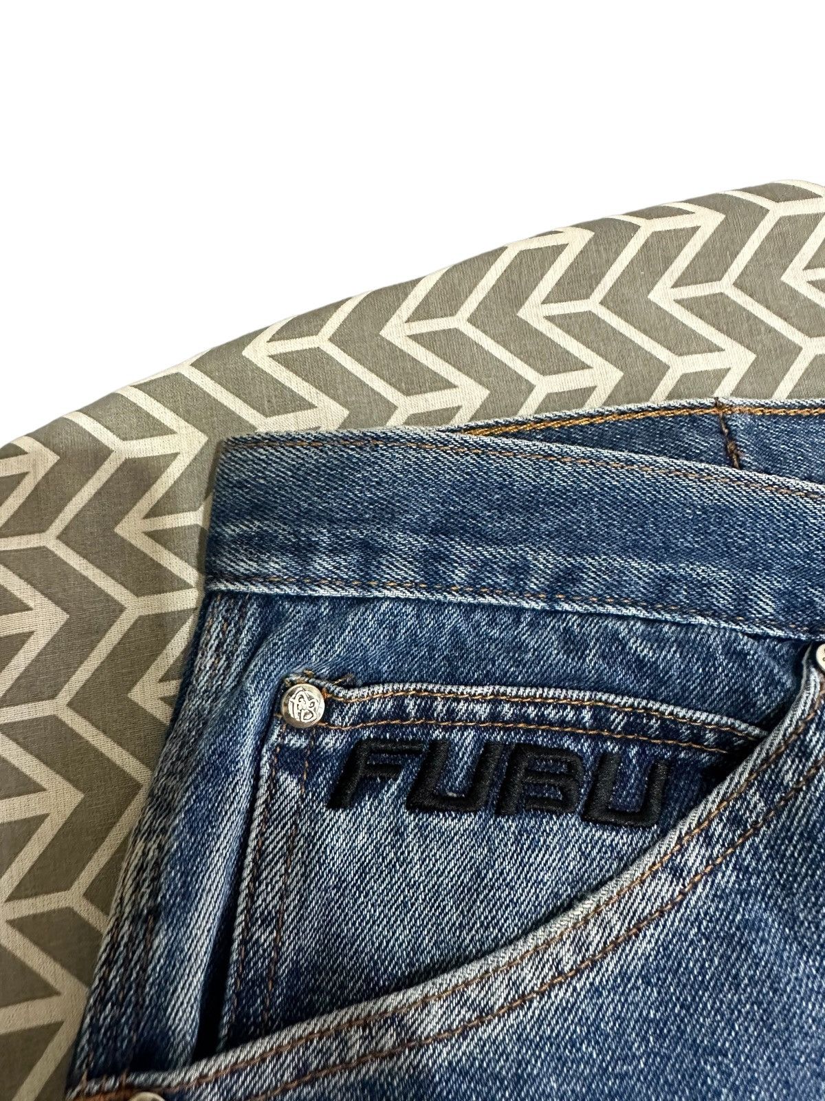 Fubu Baggy Jeans Vintage Fubu Baggy Denim Jeans Hip Hop Size US 39 - 13 Thumbnail