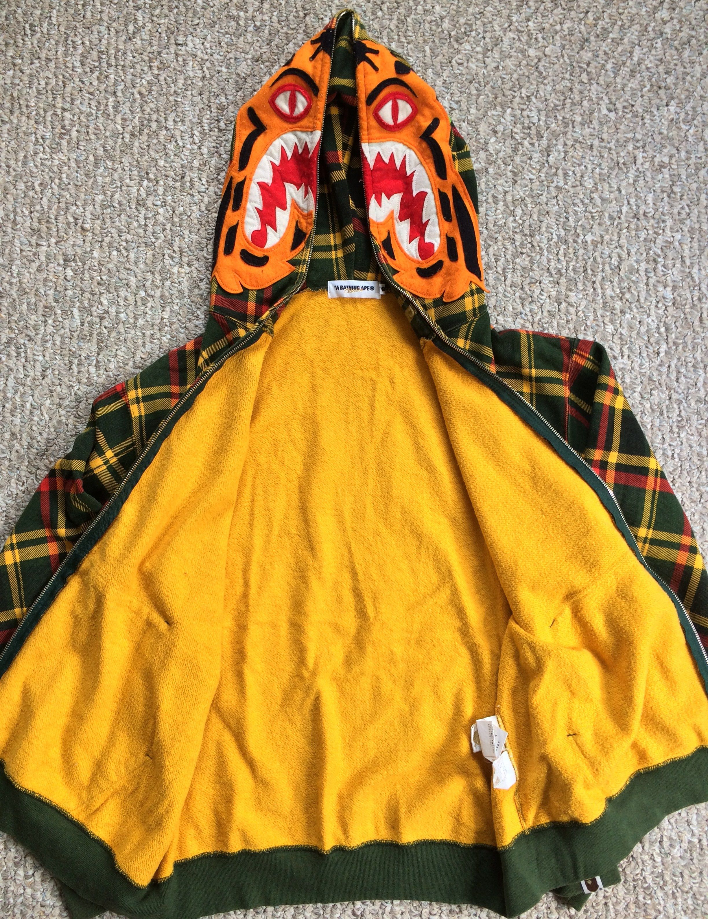 Bape Isetan Bape Tiger Full Zip Hoodie Size US M / EU 48-50 / 2 - 8 Thumbnail
