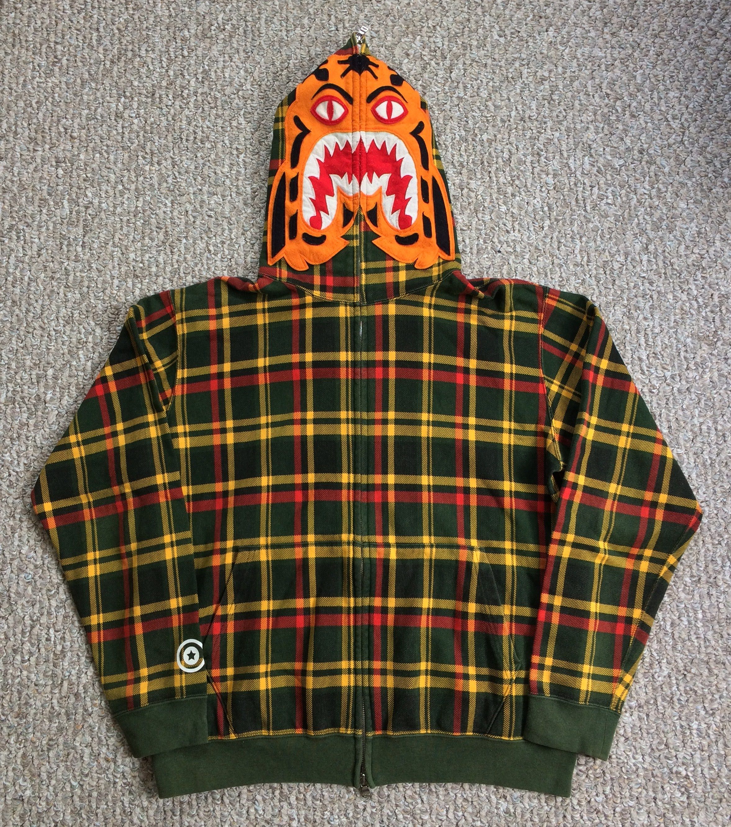 Bape Isetan Bape Tiger Full Zip Hoodie Size US M / EU 48-50 / 2 - 1 Thumbnail