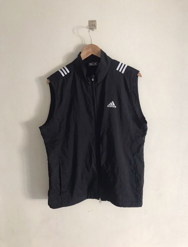Adidas Vintage adidas Sleeveless Windbreaker jacket hiking Size US L / EU 52-54 / 3 - 1 Thumbnail