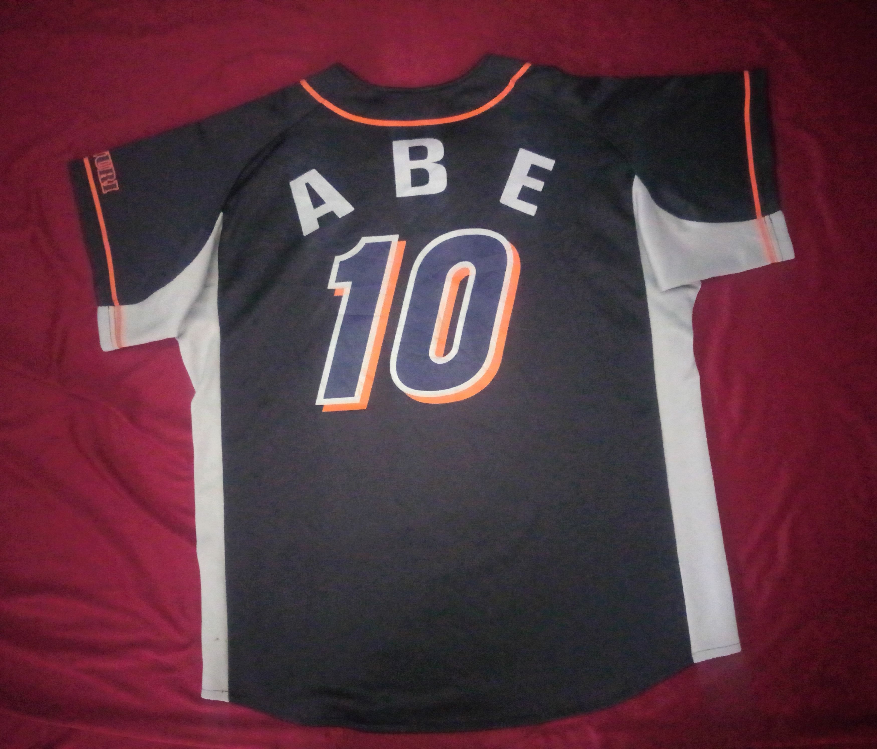 Japanese Brand NPB Yomiuri Giants #10 jersey Japan Baseball Size US L / EU 52-54 / 3 - 3 Thumbnail