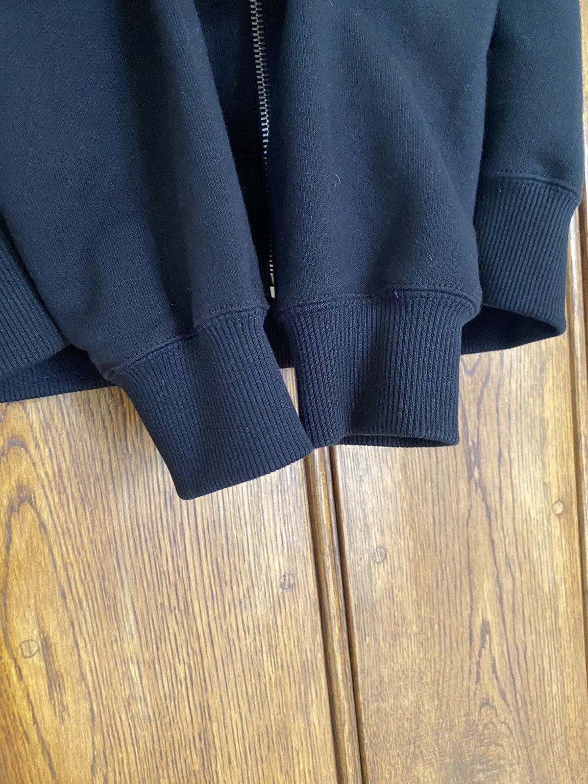 Saint Laurent Paris FW16 Saint Laurent ‘sweet dreams’ shark hoodie $1190 Size US S / EU 44-46 / 1 - 10 Thumbnail