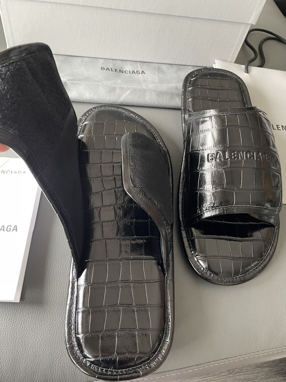 Balenciaga LimitedEdition New Runway Croc Embossed Leather Slides Shoes Size US 10 / EU 43 - 17 Thumbnail