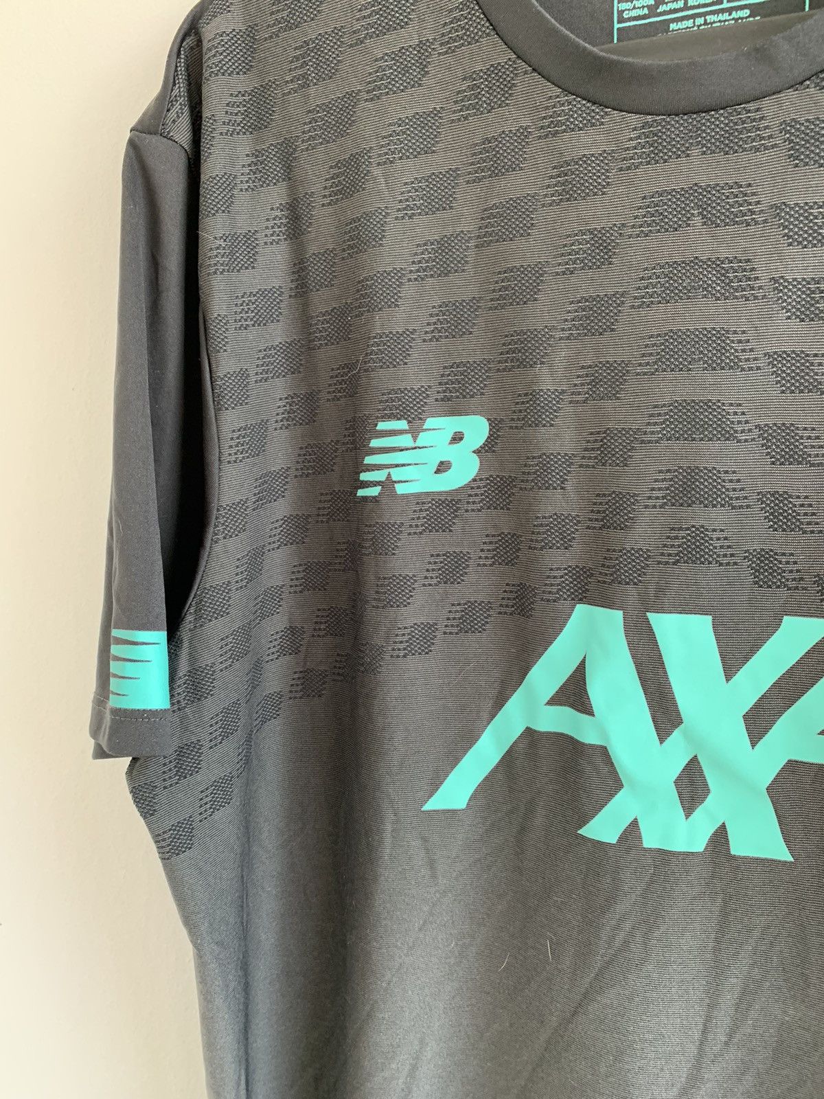 New Balance New Balance x Liverpool Jersey Training 2019/2020 Size US L / EU 52-54 / 3 - 4 Thumbnail