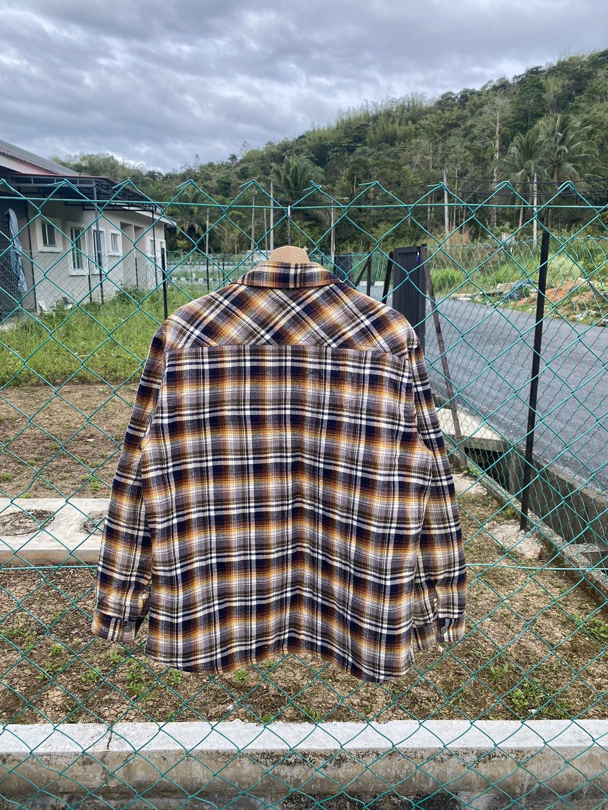 Converse × Flannel Converse Shadow Plaid Quilted Flannel Size US L / EU 52-54 / 3 - 2 Thumbnail