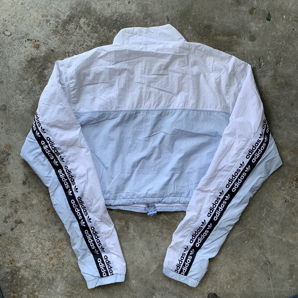 Adidas Adidas crop tops windbreaker Size XS / US 0-2 / IT 36-38 - 7 Thumbnail