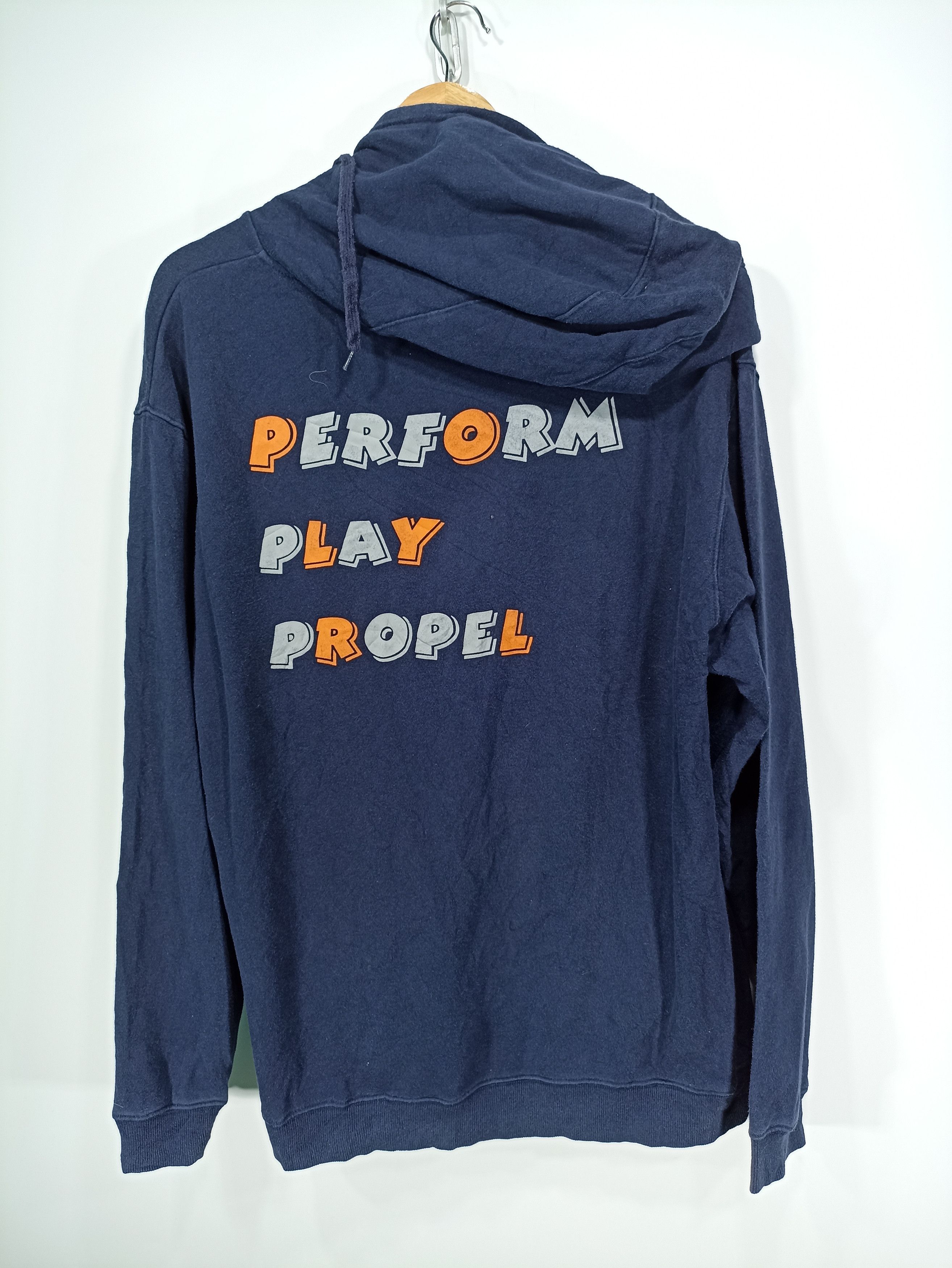 Reebok × Vintage Vintage Reebok Sweatshirts Hoodie Size US L / EU 52-54 / 3 - 3 Thumbnail