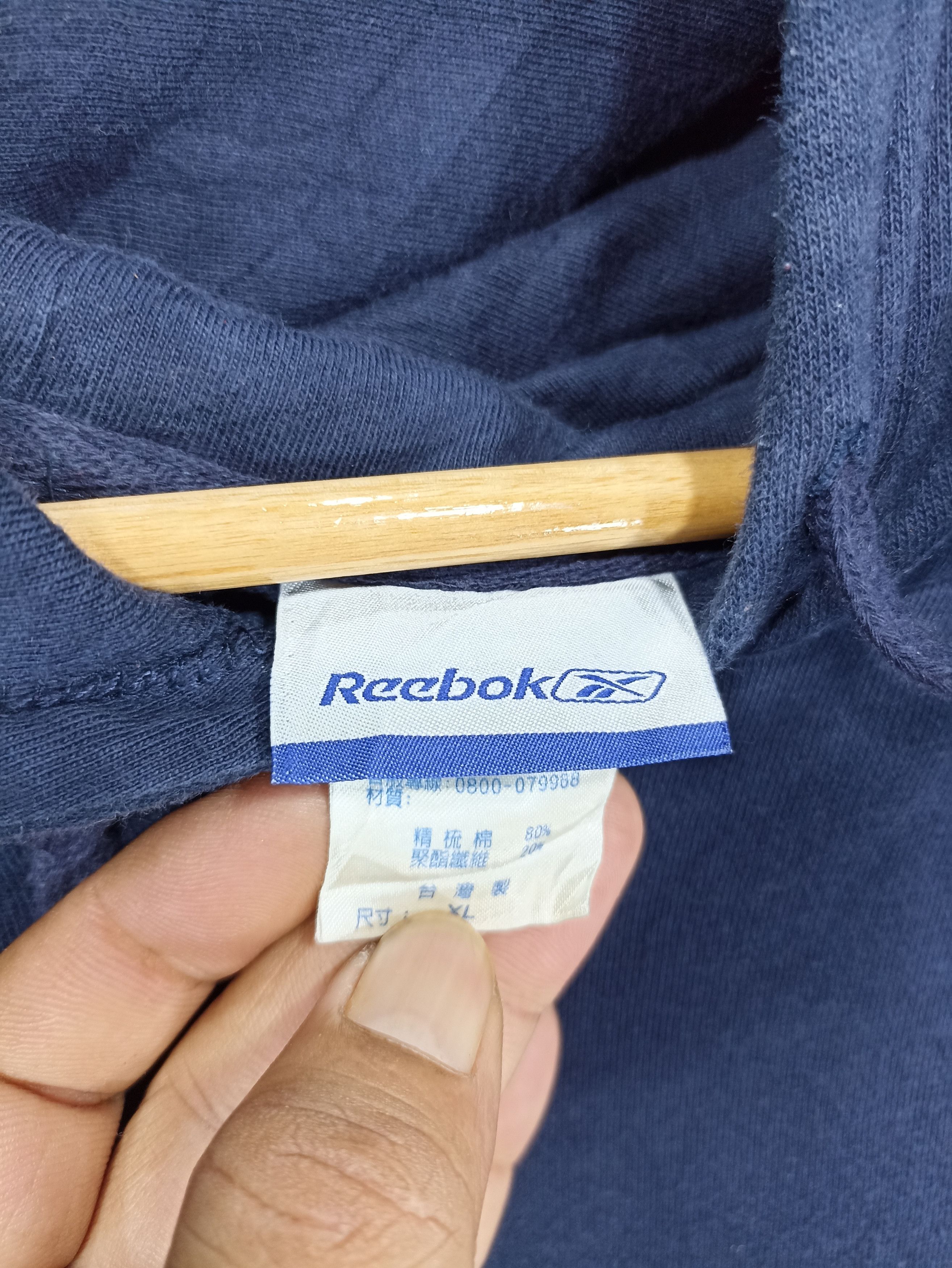 Reebok × Vintage Vintage Reebok Sweatshirts Hoodie Size US L / EU 52-54 / 3 - 4 Thumbnail