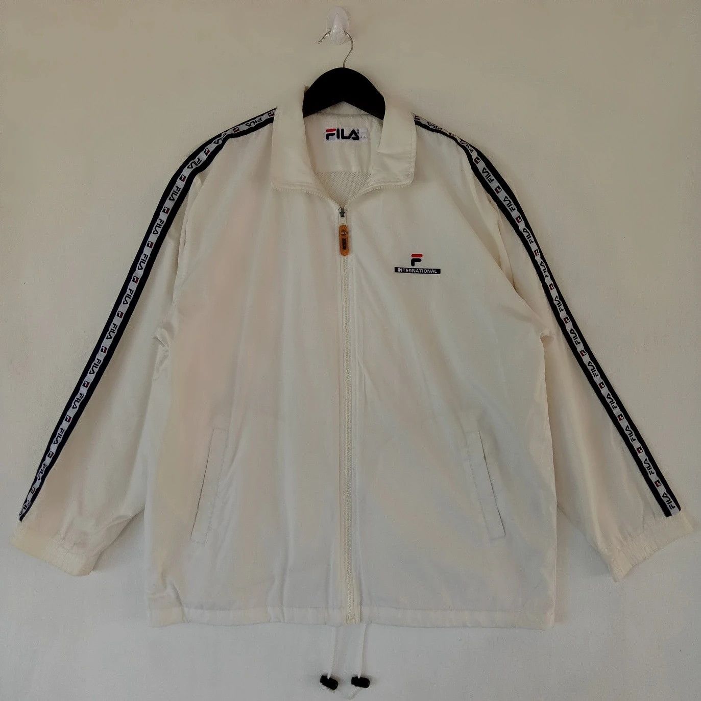 Fila VINTAGE FILA windbreaker Biella Italia Sport sweater Size US L / EU 52-54 / 3 - 4 Thumbnail