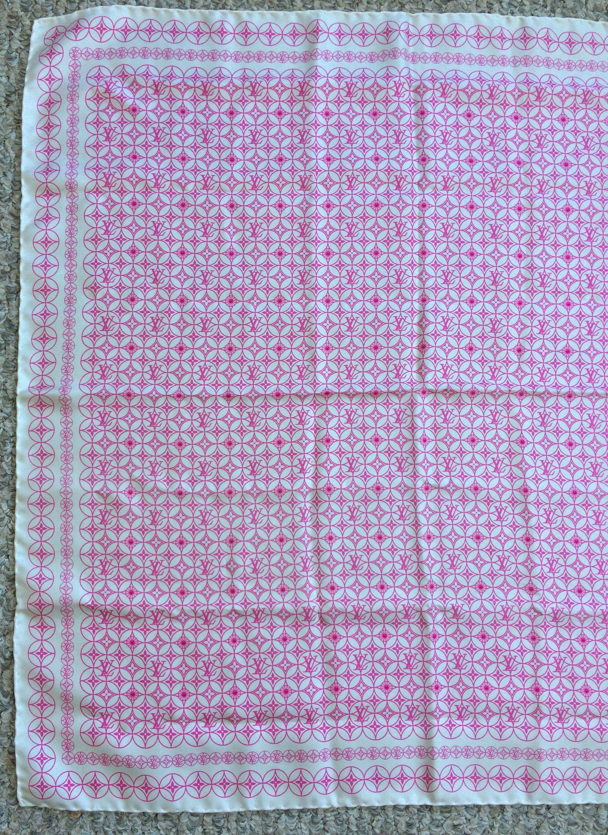 Louis Vuitton × Takashi Murakami NEW S/S 2003 Louis Vuitton Murakami Monogram Silk Scarf Size ONE SIZE - 2 Thumbnail