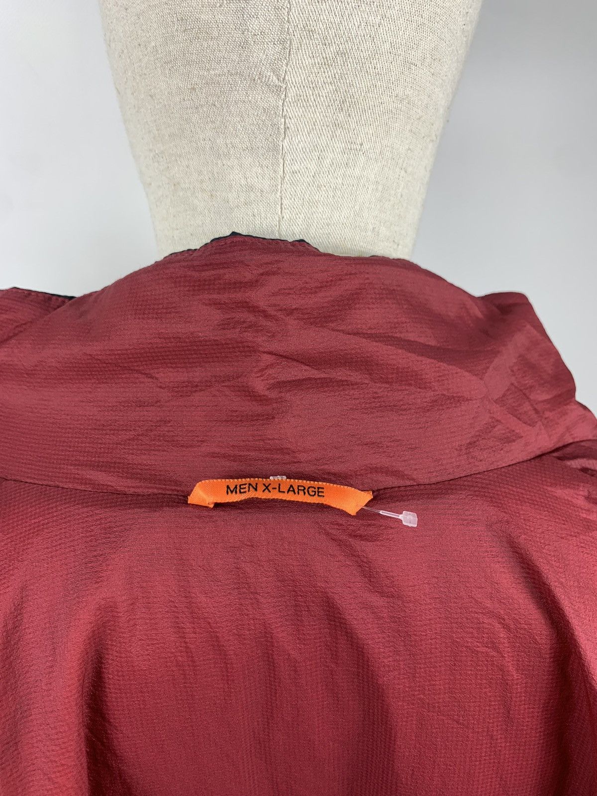 ORTOVOX Ortovox men’s outdoor hiking sleveless vest waistcoat wool Size US XL / EU 56 / 4 - 7 Thumbnail