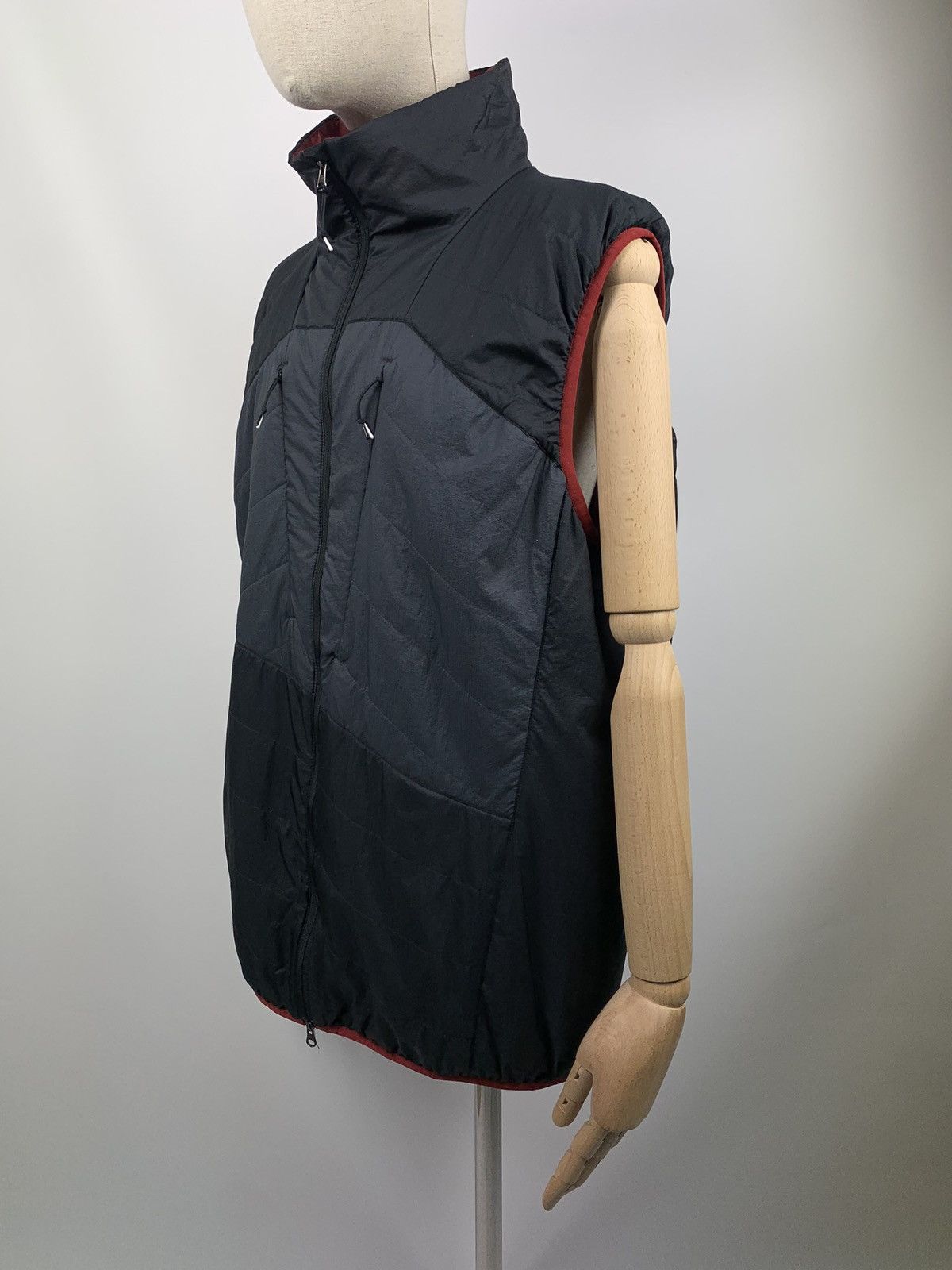 ORTOVOX Ortovox men’s outdoor hiking sleveless vest waistcoat wool Size US XL / EU 56 / 4 - 5 Thumbnail