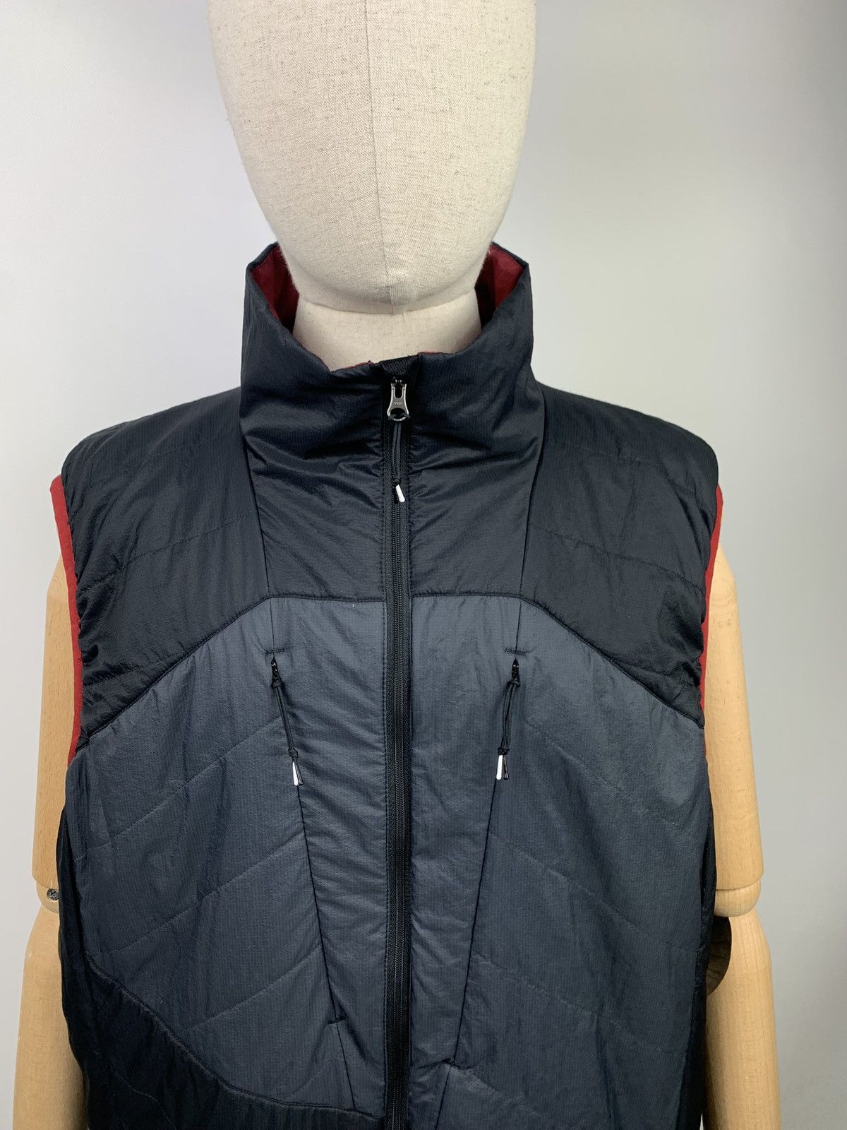 ORTOVOX Ortovox men’s outdoor hiking sleveless vest waistcoat wool Size US XL / EU 56 / 4 - 2 Thumbnail