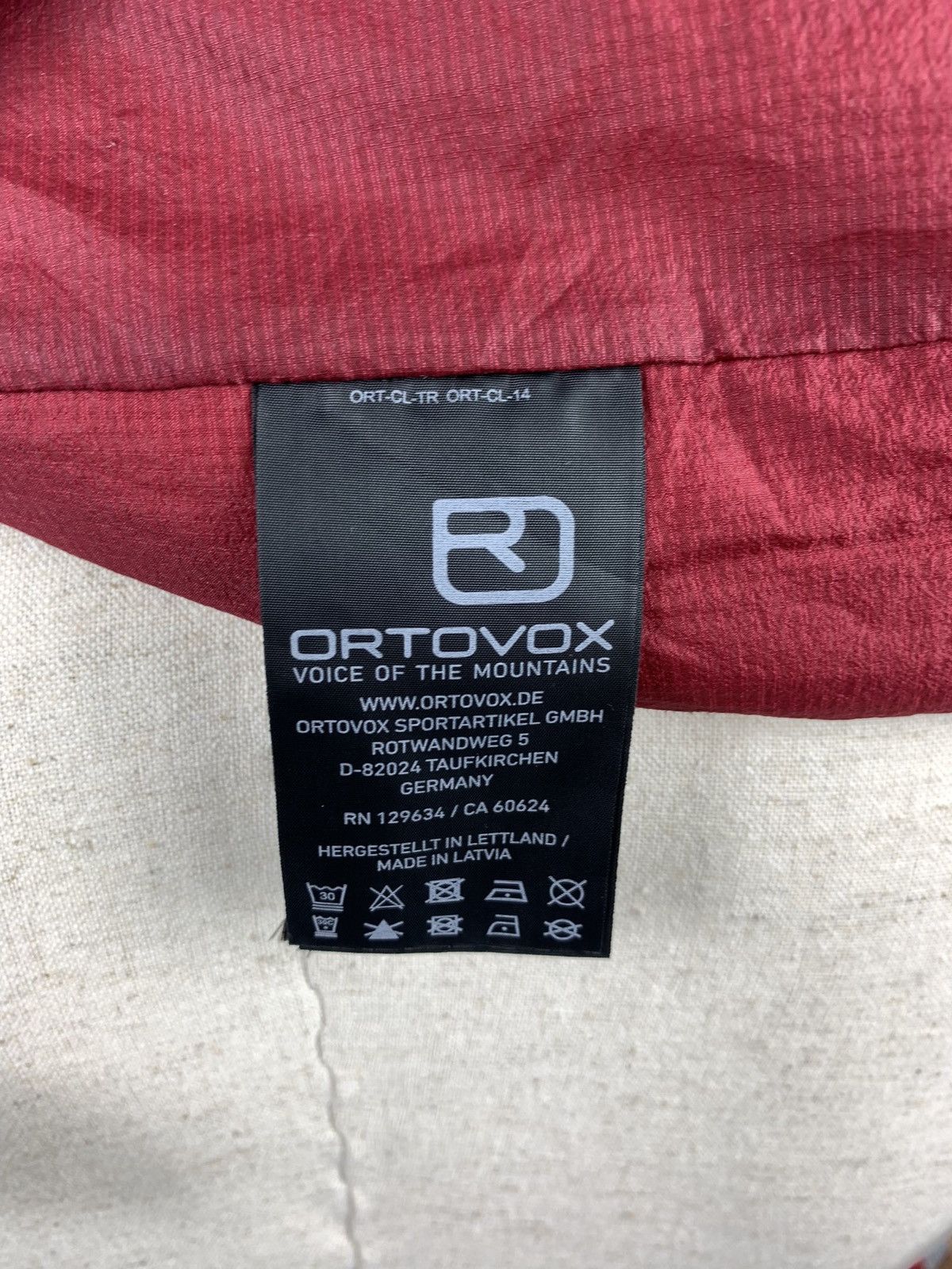 ORTOVOX Ortovox men’s outdoor hiking sleveless vest waistcoat wool Size US XL / EU 56 / 4 - 10 Thumbnail