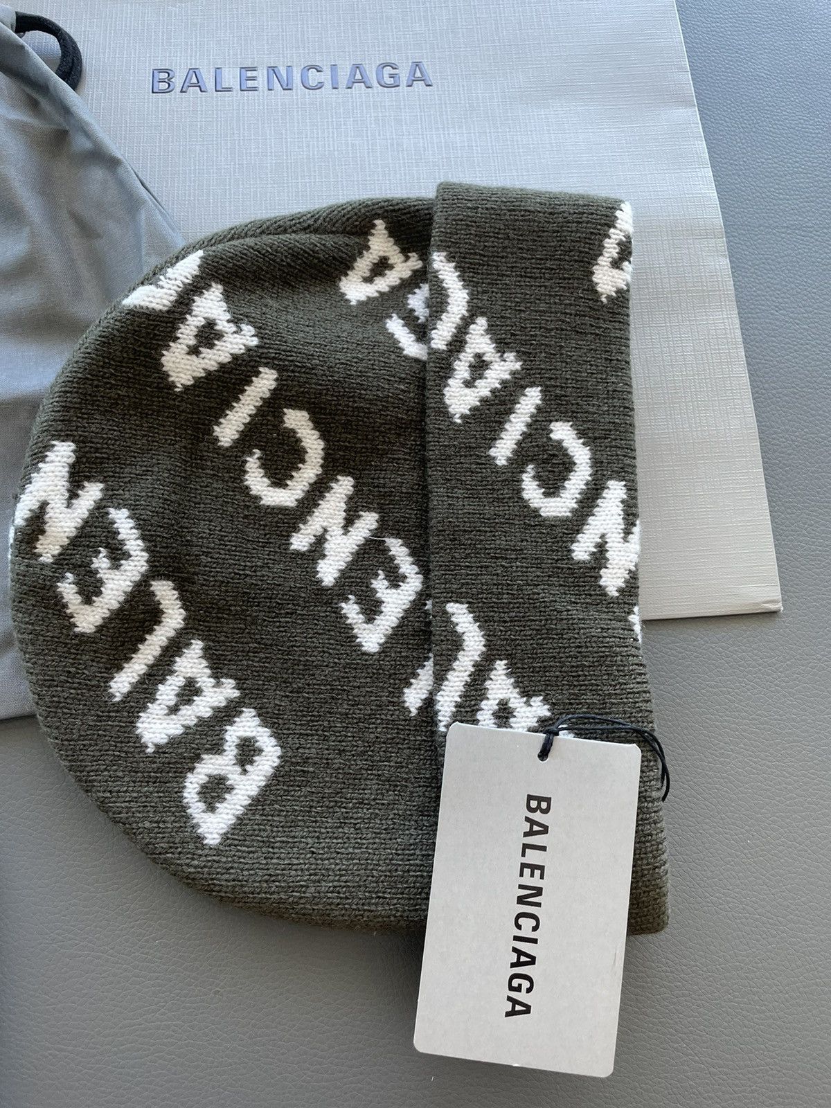 Balenciaga Rare Runway Brand New Limited Edition Balenciaga Logo Hat Size ONE SIZE - 11 Thumbnail
