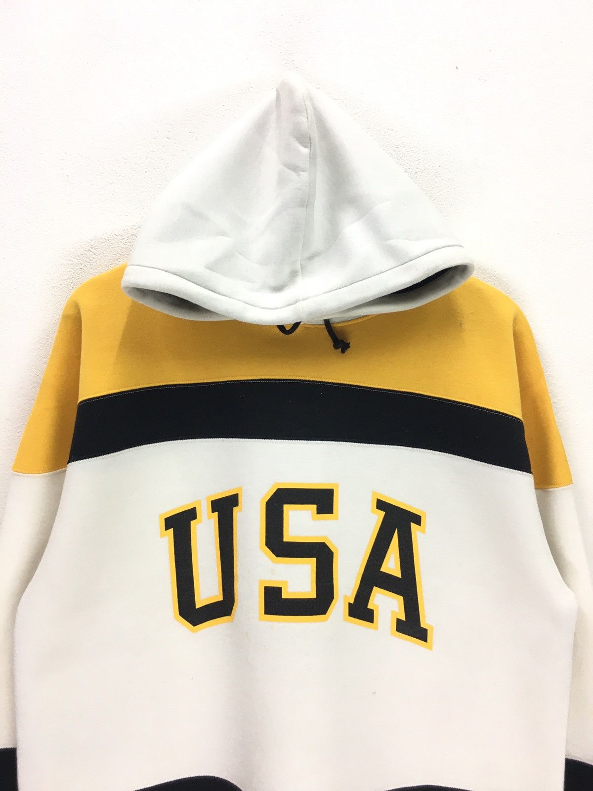 Vintage Vintage Usa Big Logo Multicolour Hoddie Size US M / EU 48-50 / 2 - 3 Thumbnail