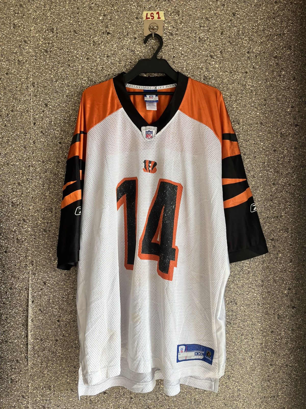 Vintage NFL HOCKEY ICE hip hop jersey 3pcs $100 shipped LS1