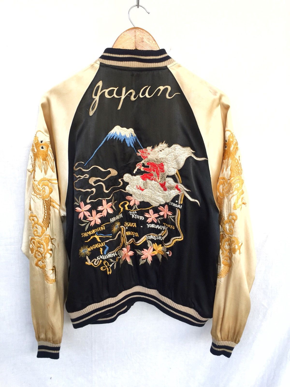 Tailor Toyo 80s 🇯🇵 Map Dragon Embroidery Rayon 2 Side Sukajan Size US M / EU 48-50 / 2 - 2 Thumbnail