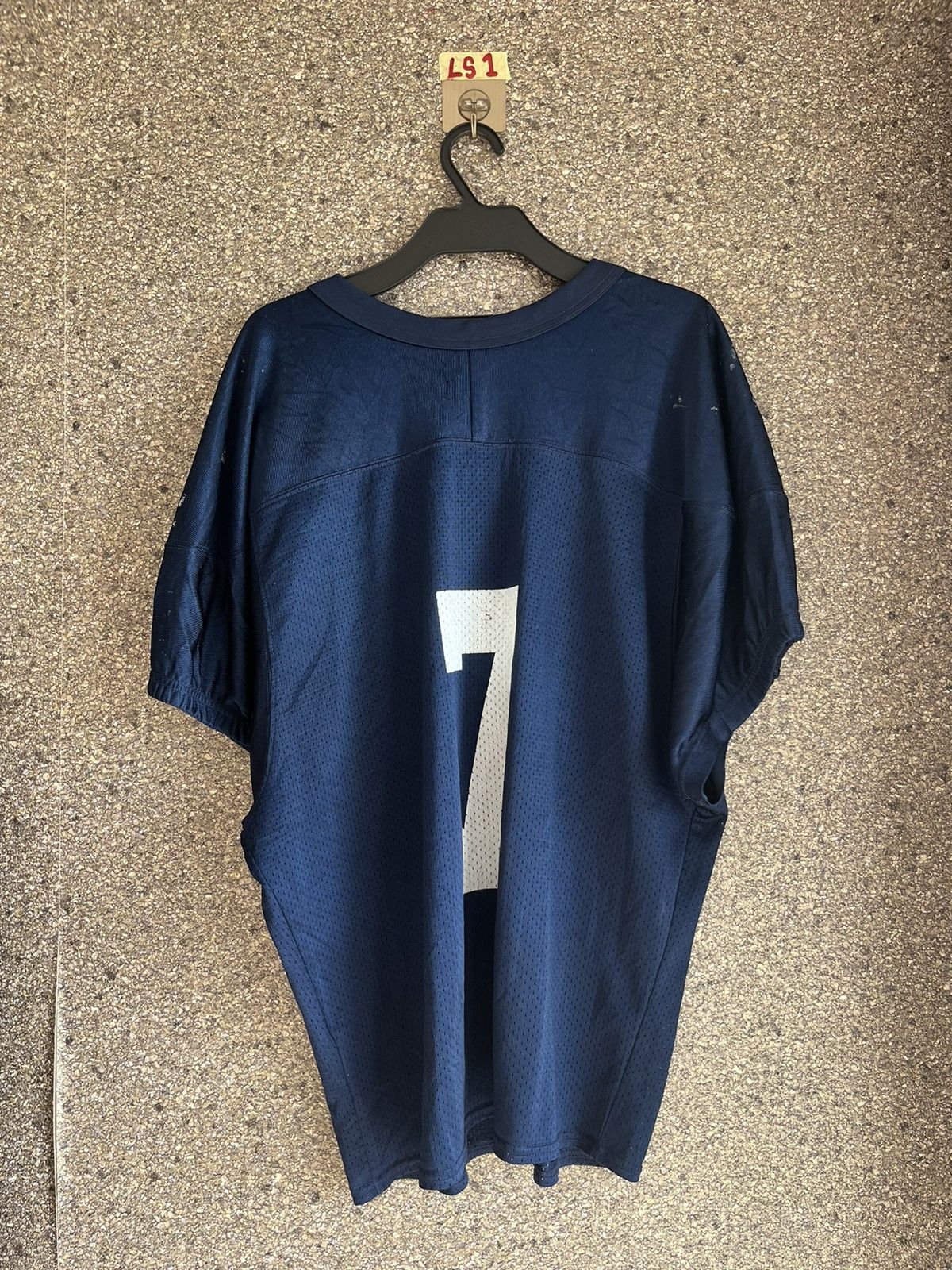 Rap Tees Vintage NFL HOCKEY ICE hip hop jersey 3pcs $100 shipped LS1 Size US L / EU 52-54 / 3 - 5 Thumbnail