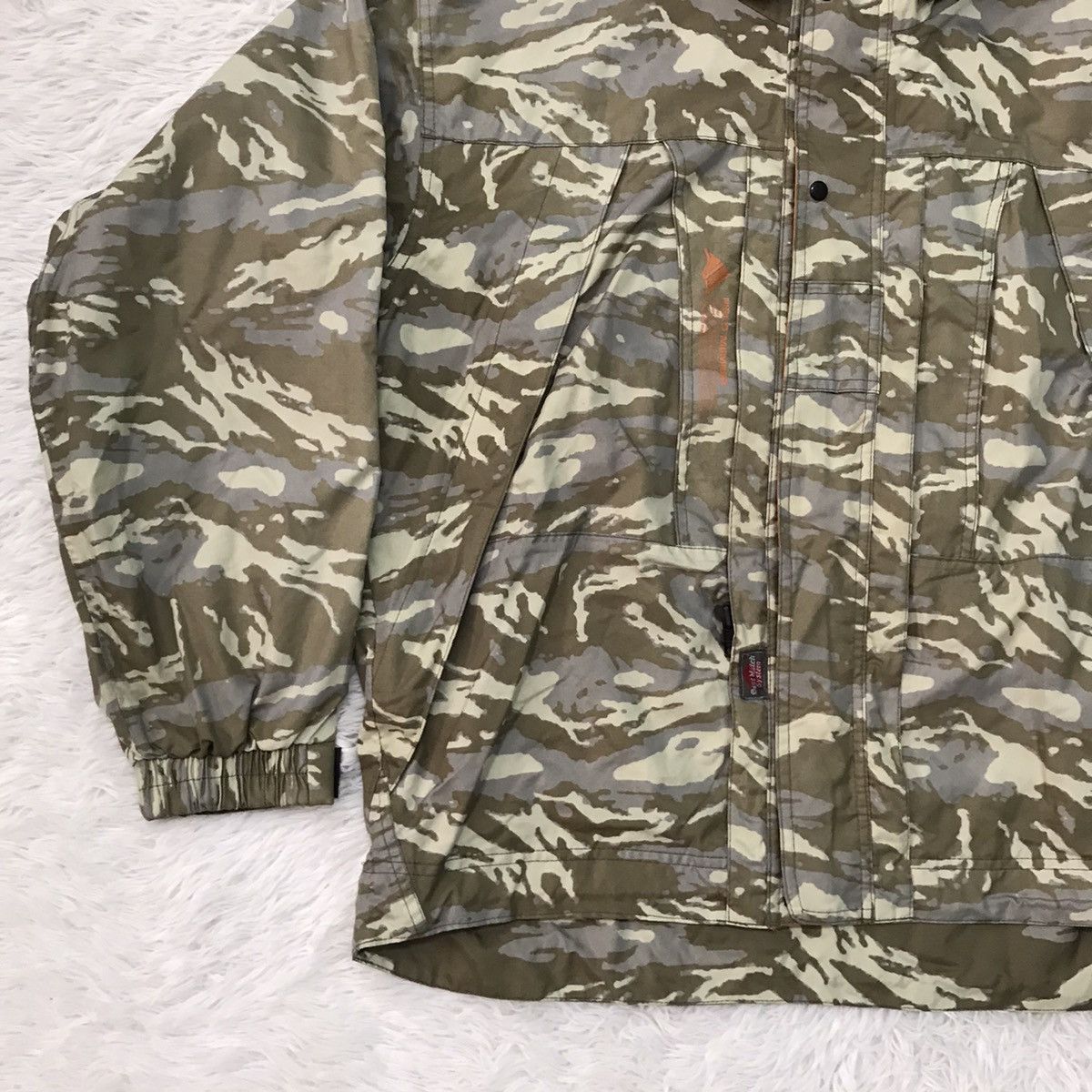 Japanese Brand Field Member Ryobi Camo Functional Outdoor Jacket Hoodie Size US L / EU 52-54 / 3 - 3 Thumbnail
