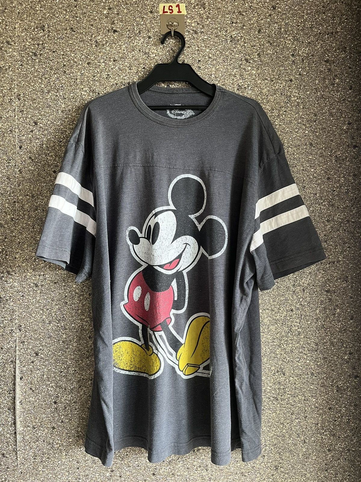 image of Vintage Disney 4Pcs $100 Shipped Ls1 in Grey, Men's (Size 2XL)