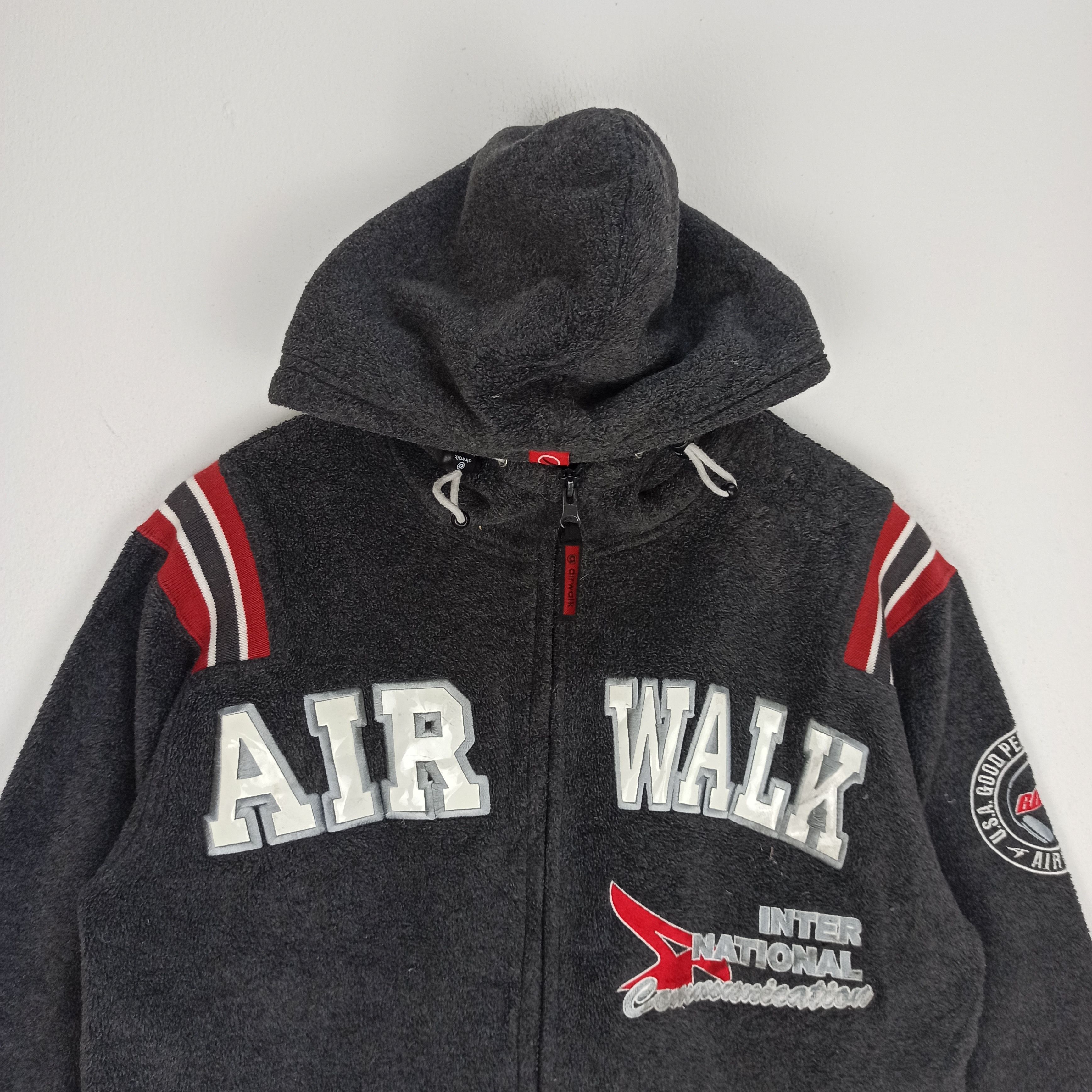 Airwalk Rare Airwalk Hoodie Fleece Jacket Big Logo Spells Out Size US M / EU 48-50 / 2 - 2 Thumbnail