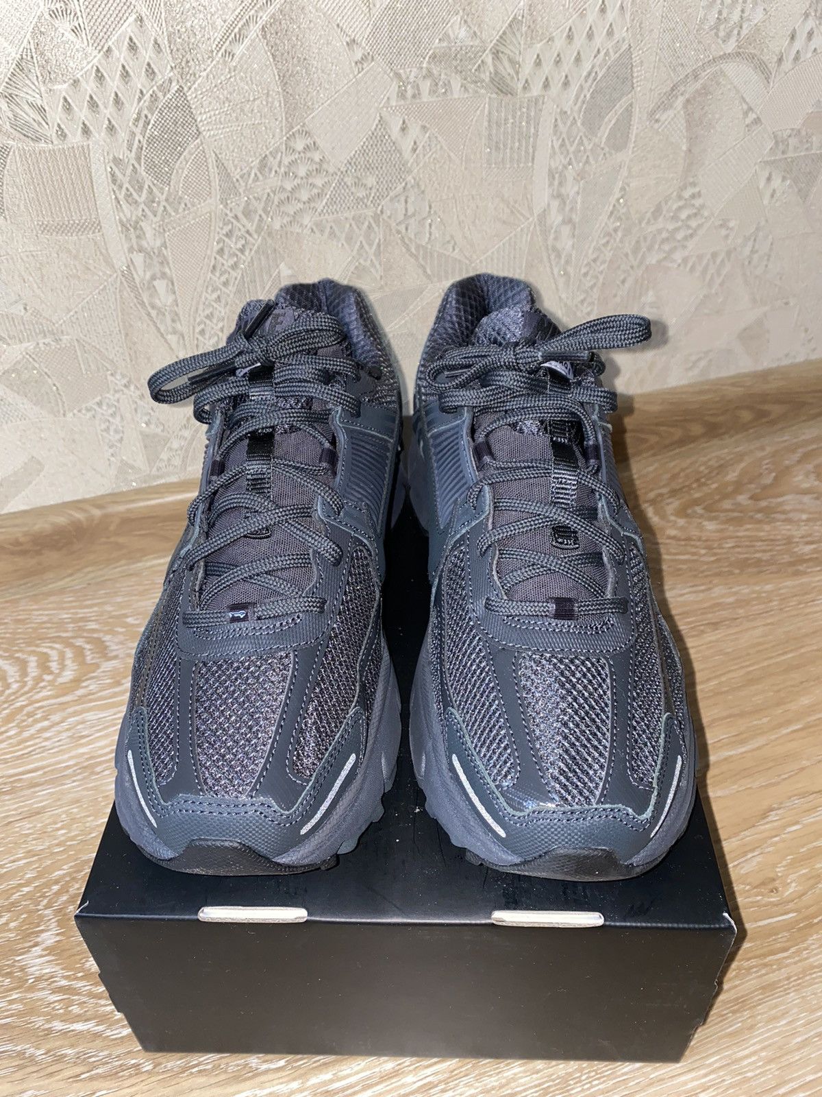 A-COLD-WALL* × Nike NikeLab Air Zoom Vomero5 P6000 React Pegasus Size US 10 / EU 43 - 11 Thumbnail
