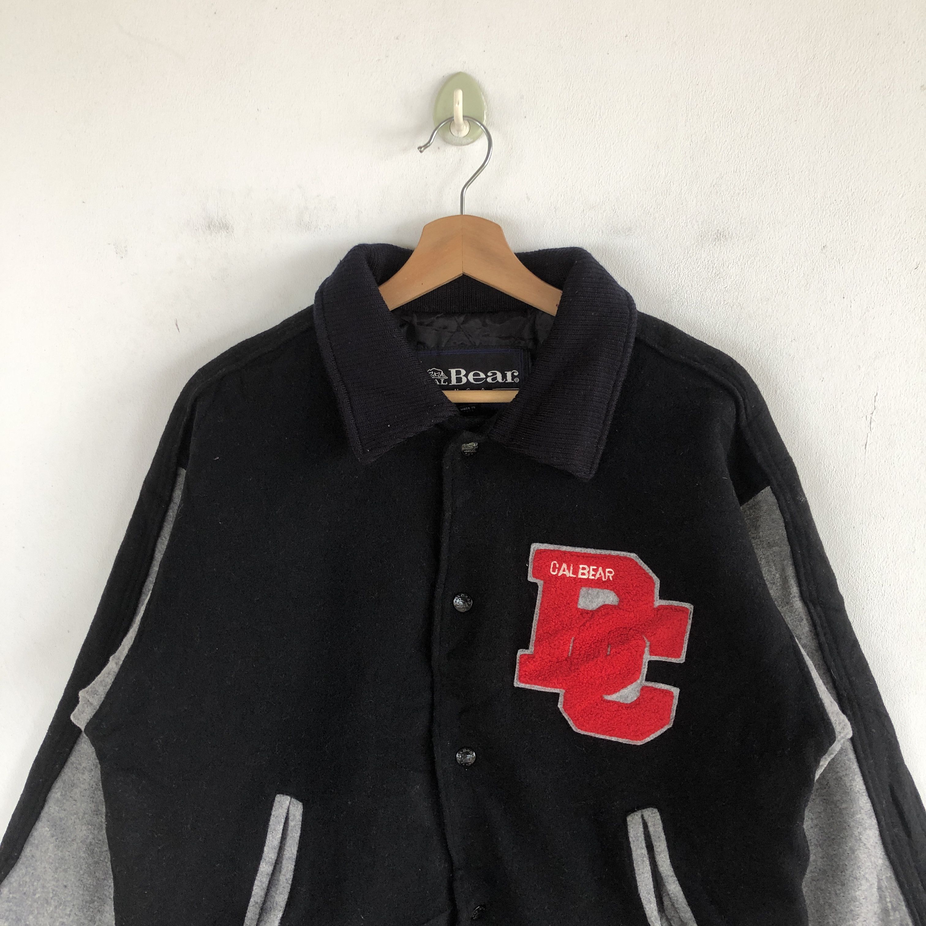 Japanese Brand × Vintage Vintage Cal Bear Varsity Jackets Letterman Wool Jacket Size US L / EU 52-54 / 3 - 3 Thumbnail