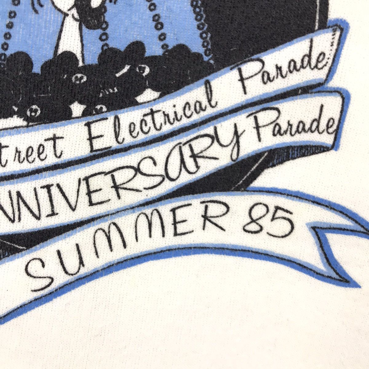 Vintage Vintage Summer 85 Parade Assistant 30th Anniversary Parade Size US S / EU 44-46 / 1 - 5 Thumbnail