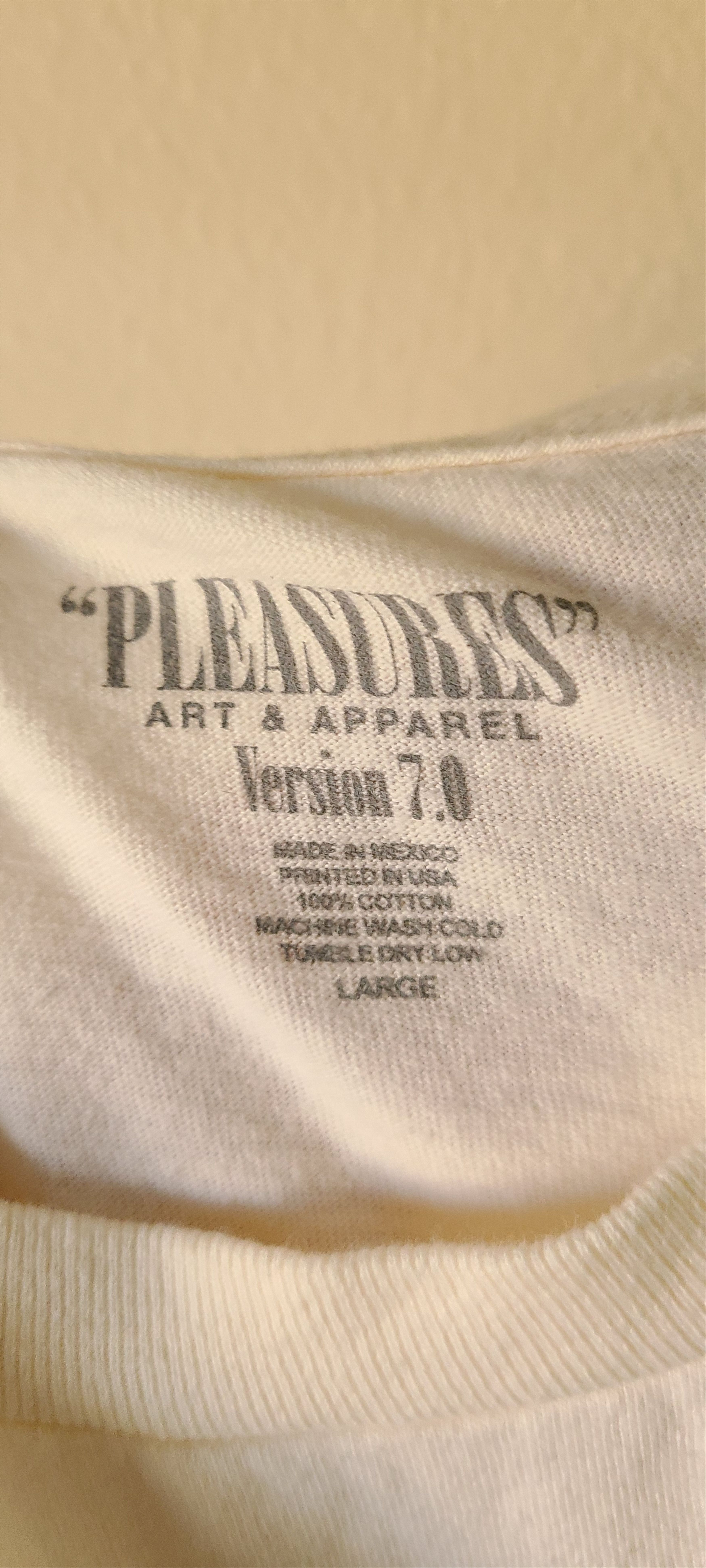 Pleasures FUGAZI TEE Size US L / EU 52-54 / 3 - 2 Thumbnail