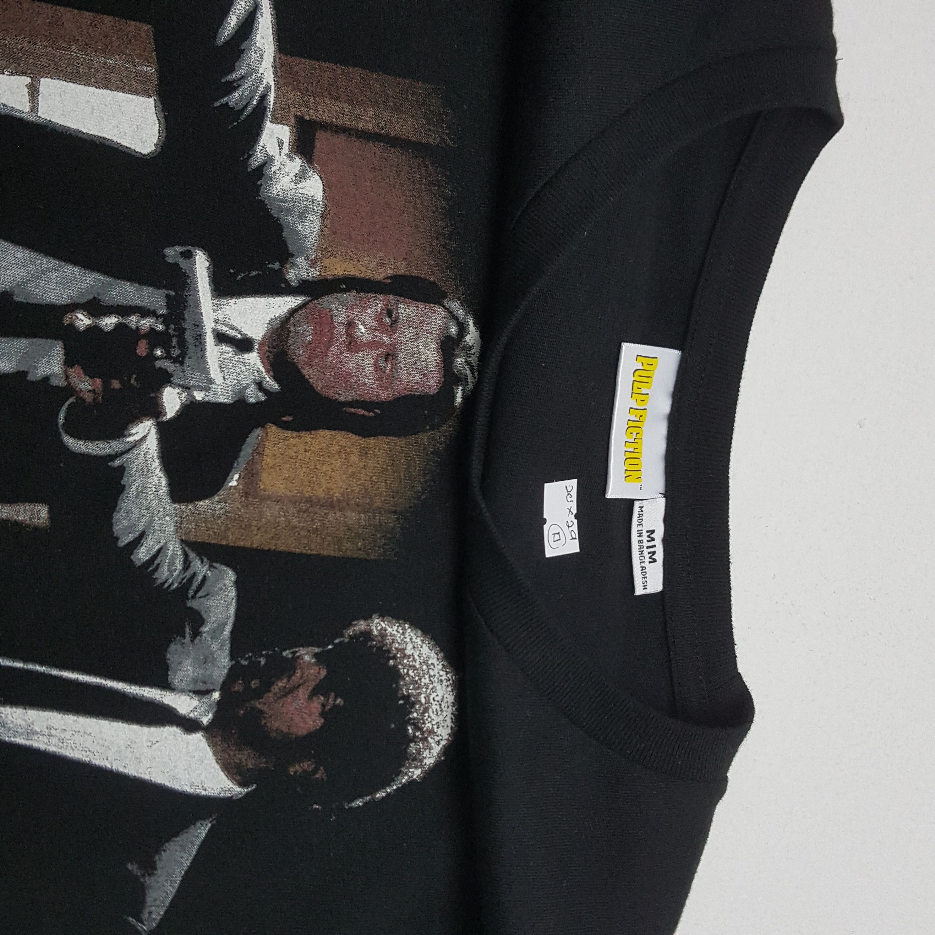 Vintage Vintage PULP FICTION American Crime Movie t-shirt Size US M / EU 48-50 / 2 - 4 Thumbnail