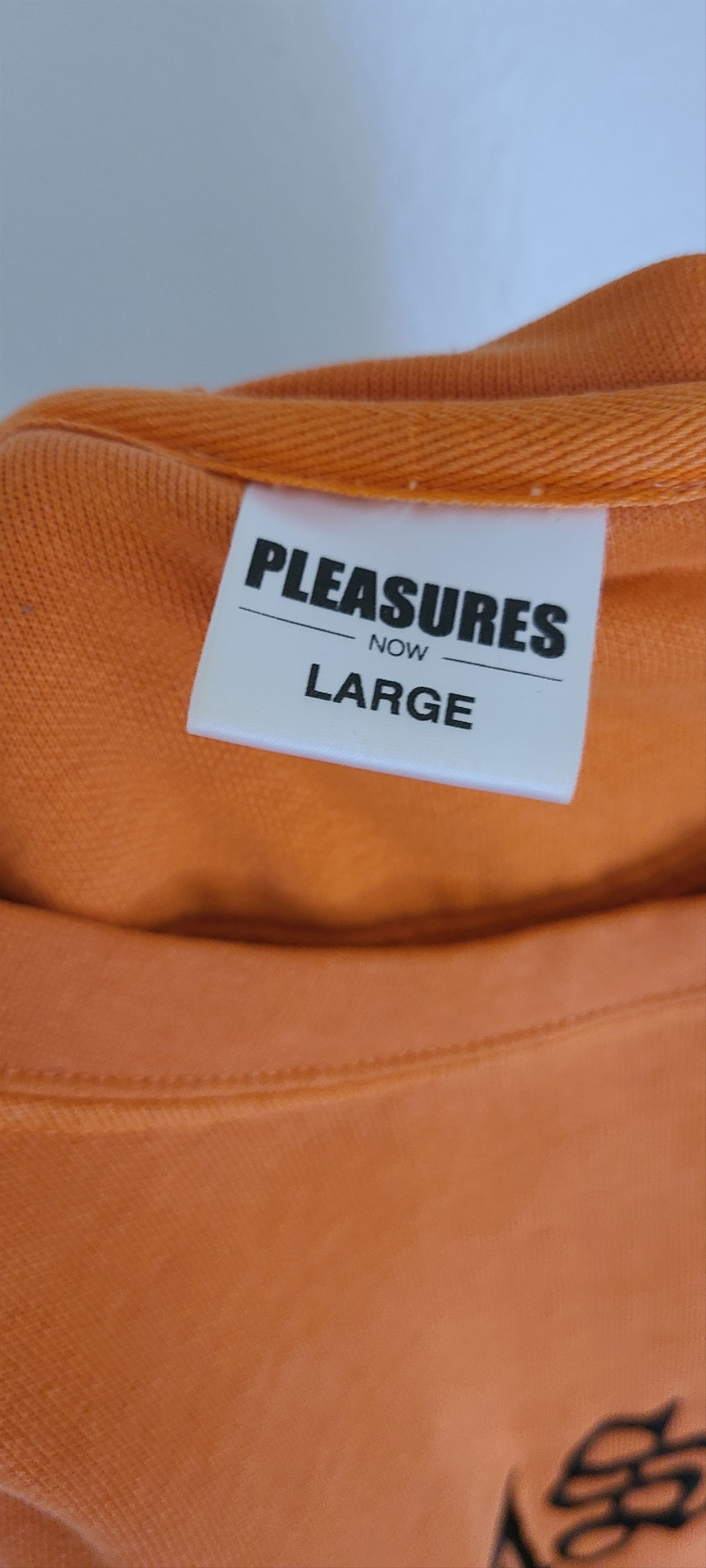 Pleasures OLD ENGLISH CREWNECK Size US L / EU 52-54 / 3 - 3 Thumbnail