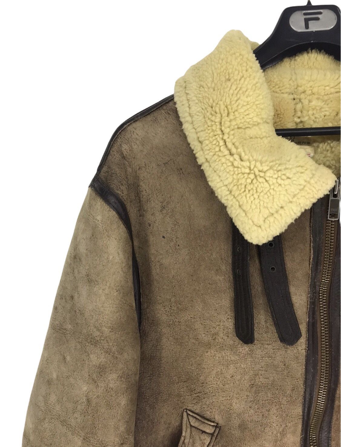 Vintage Vintage B-3 Sheepskins Jacket by Orchard Motorcycle Size US L / EU 52-54 / 3 - 3 Thumbnail
