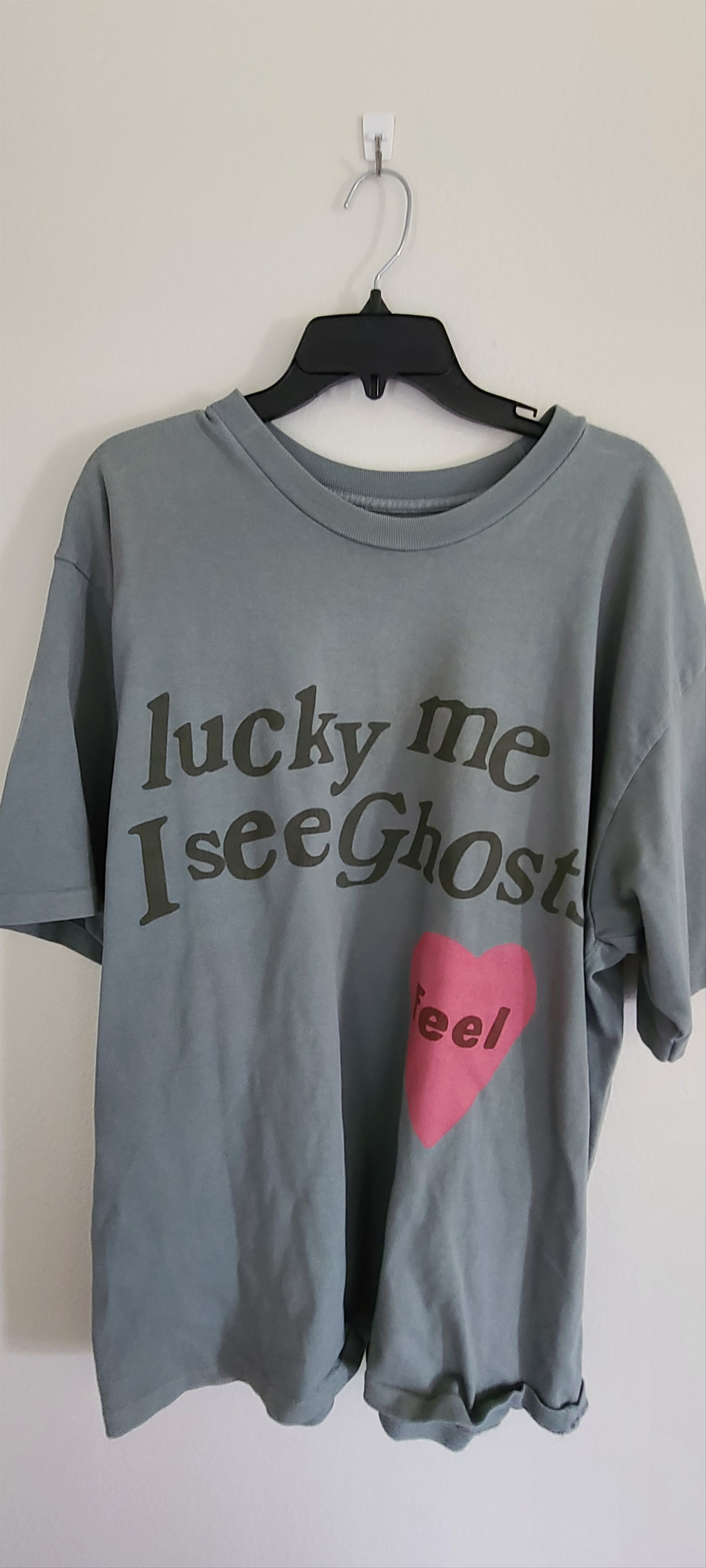 LUCKY ME TEE
