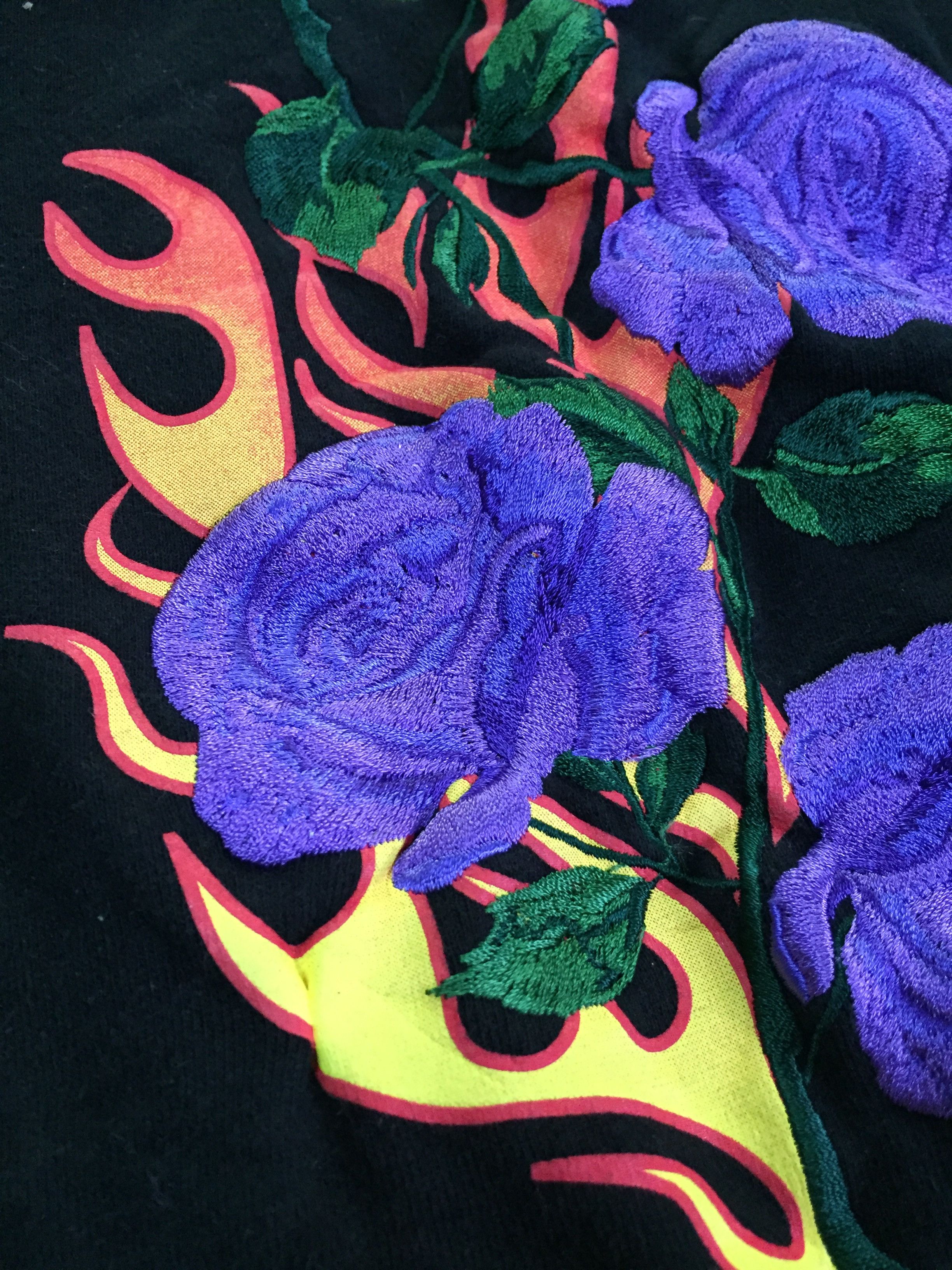 Vans embordered purple rose fire flame Size US S / EU 44-46 / 1 - 6 Thumbnail