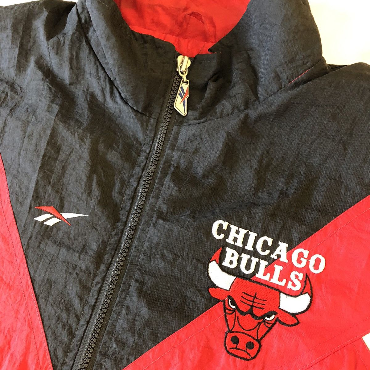 NBA × Reebok Rare Vintage 90s Chicago Bulls By Reebok Jacket Size US M / EU 48-50 / 2 - 4 Thumbnail