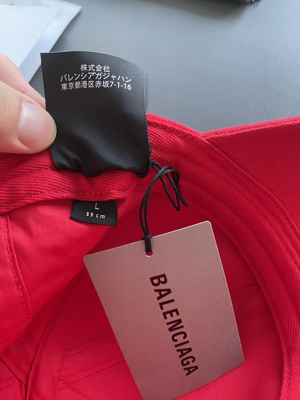 Balenciaga Limited Edition Brand NEW Balenciaga Hat Size ONE SIZE - 11 Thumbnail