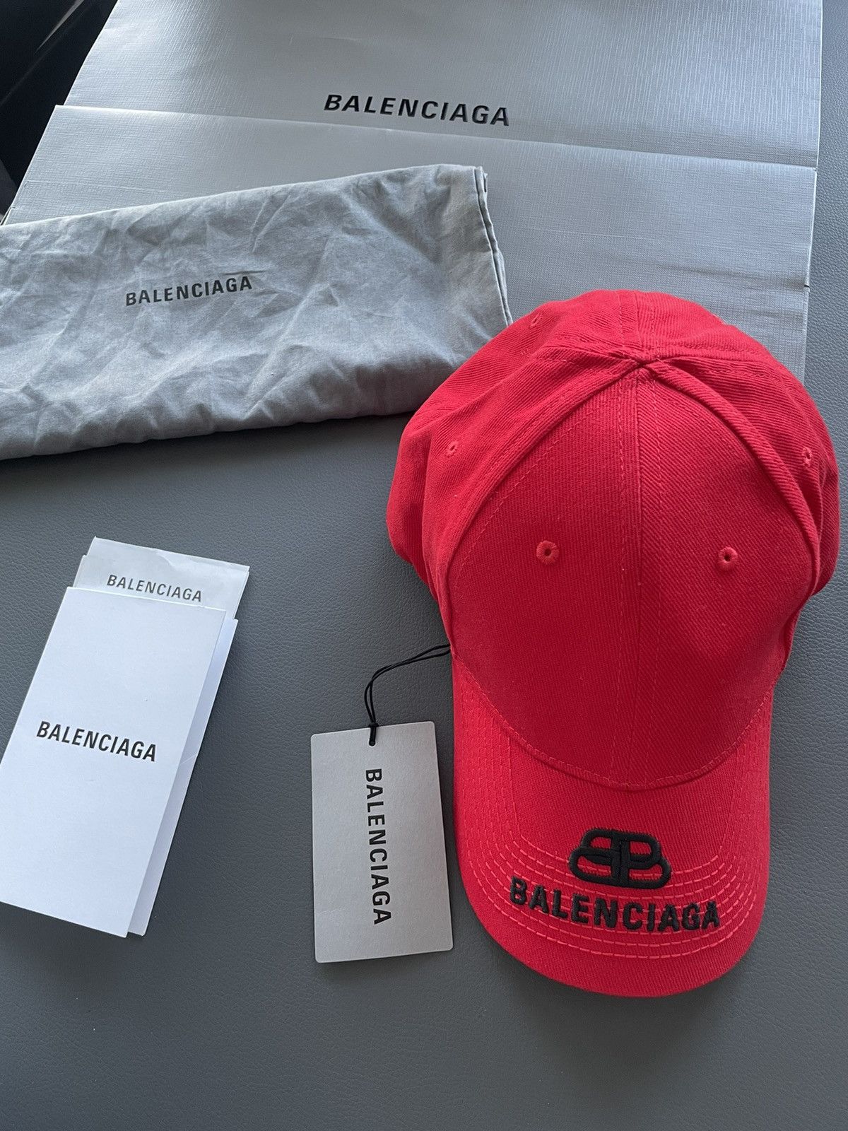 Balenciaga Limited Edition Brand NEW Balenciaga Hat Size ONE SIZE - 15 Thumbnail