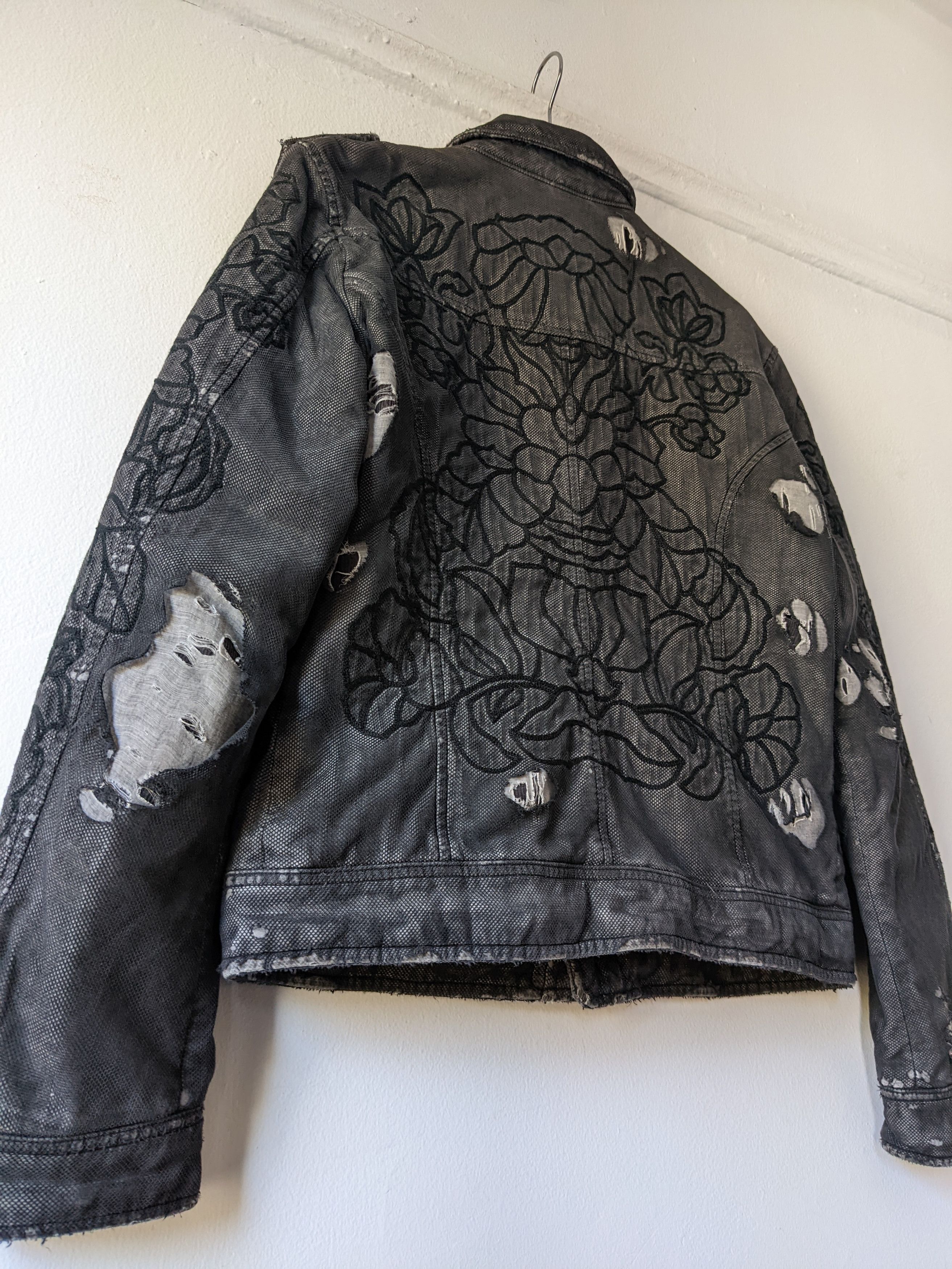 Just Cavalli × Roberto Cavalli 1999 Embroidered Distressed Mesh Overlay Trucker Jacket Size US M / EU 48-50 / 2 - 5 Thumbnail