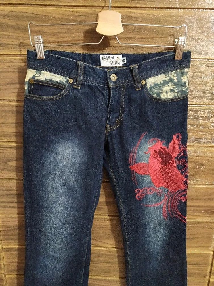 Designer × Japanese Brand 🔥ICONIC JAPAN!! KARAKURI TAMASHI Koi Fish Embroidery Denim Size US 29 - 2 Thumbnail