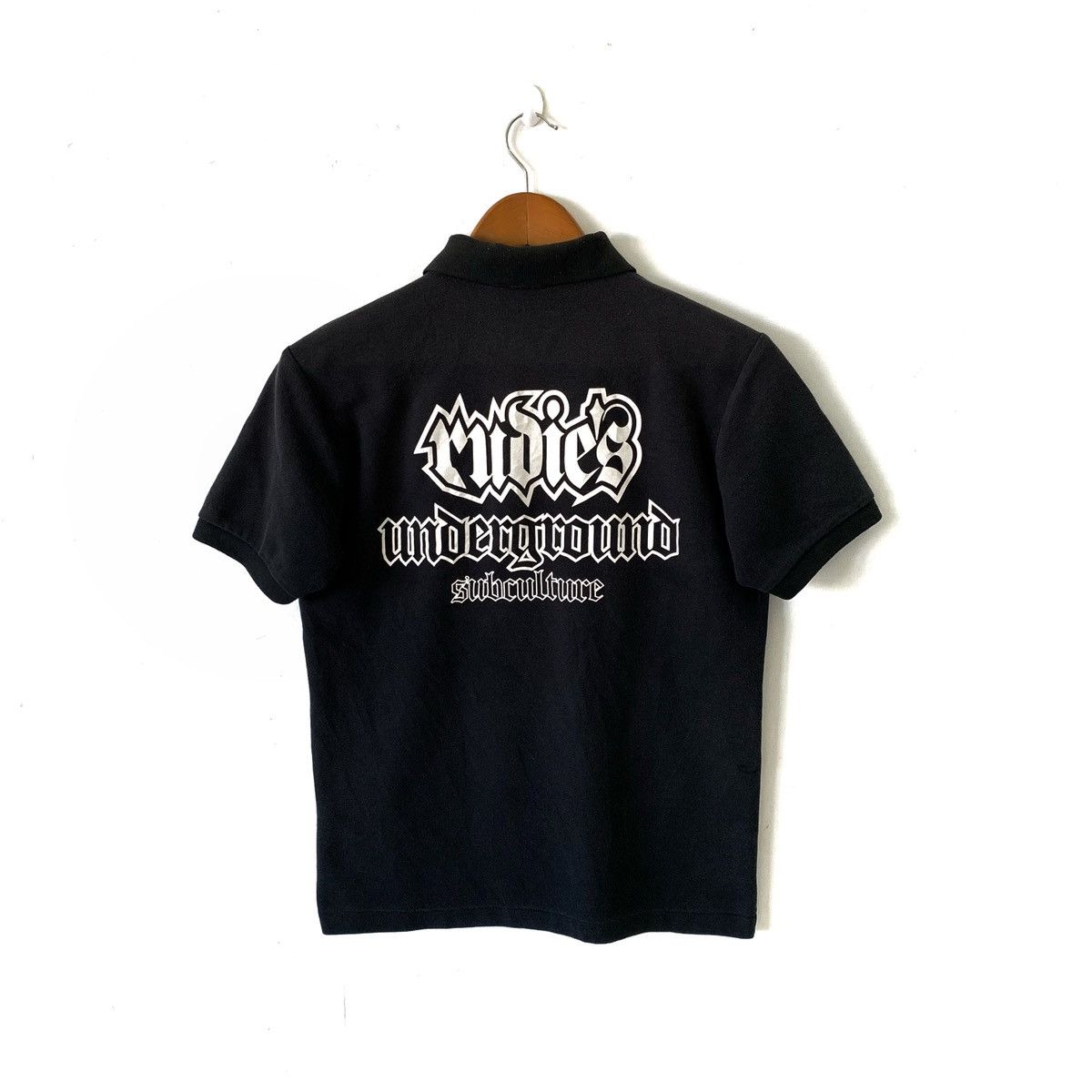 Japanese Brand Vintage Rudies Underground Subculture Polo Black Shirt Size US S / EU 44-46 / 1 - 1 Thumbnail