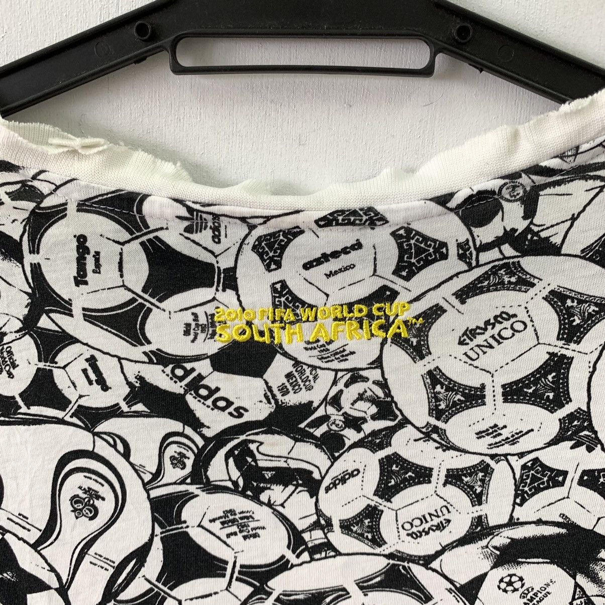 Adidas Overprint Adidas Official South Africa Fifa World Cup Tshirt Size US M / EU 48-50 / 2 - 7 Thumbnail